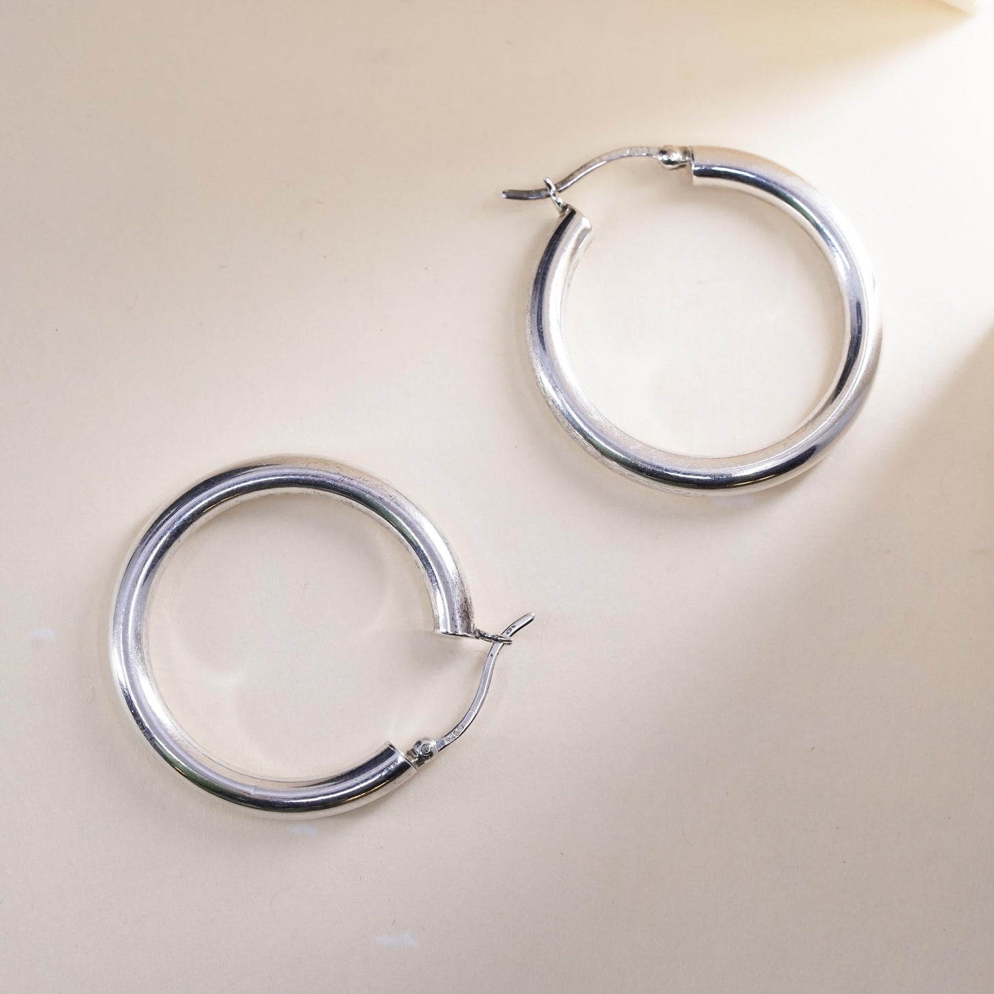 1.25", Vintage sterling silver loop earrings, fashion minimalist wide hoops