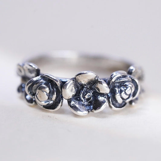 Size 6.25, VTG Israel Pz Or Paz Sterling silver ring, 925 flower stackable band