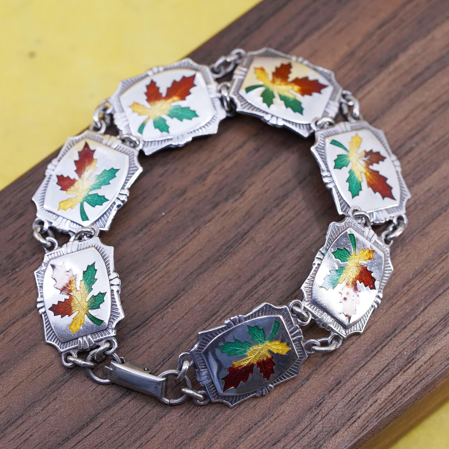6.75”, vintage BMCO Sterling silver bracelet, 925 enamel maple leafy chain