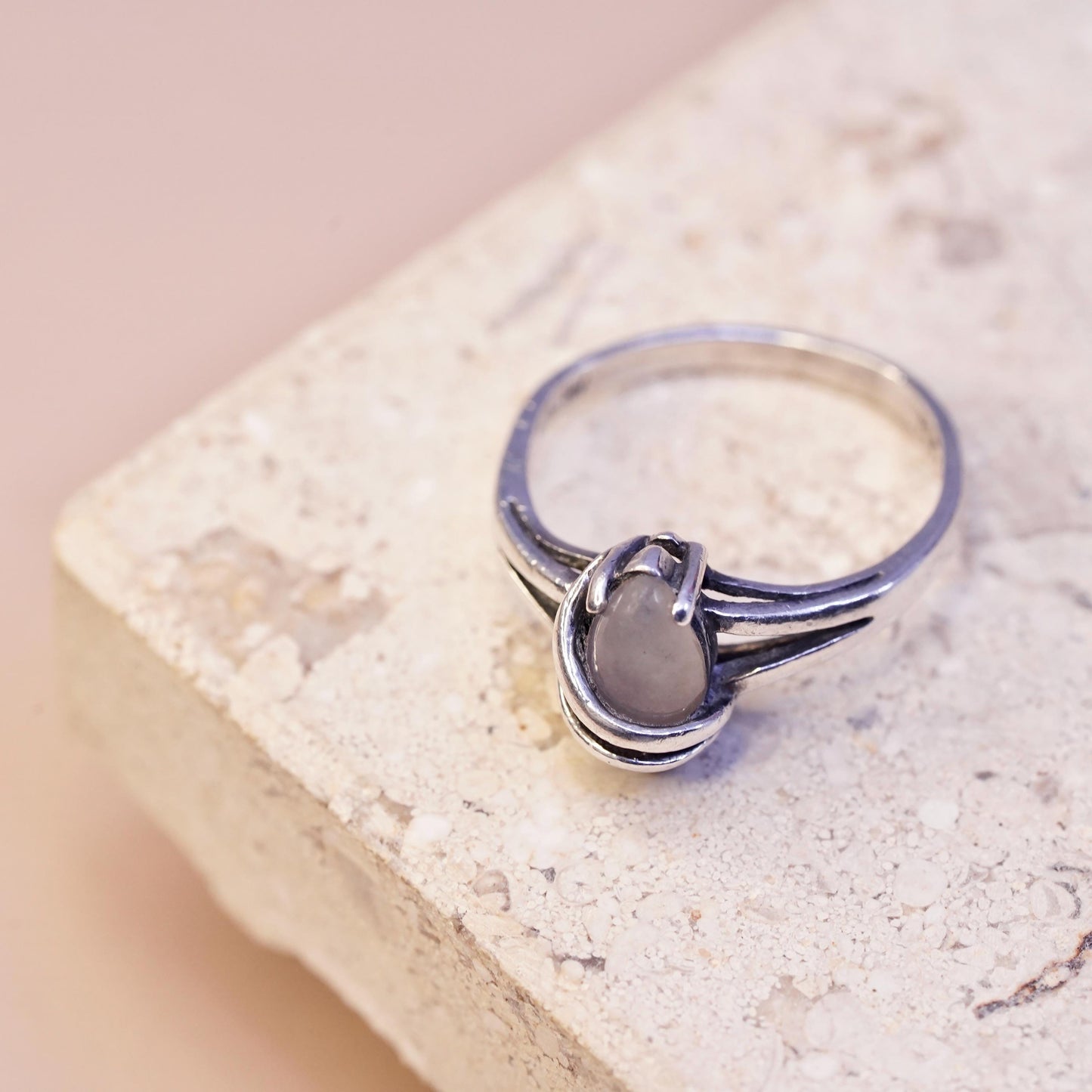 Size 5.5, VTG 925 Sterling Silver Chalcedony Cocktail Ring, 925 statement band