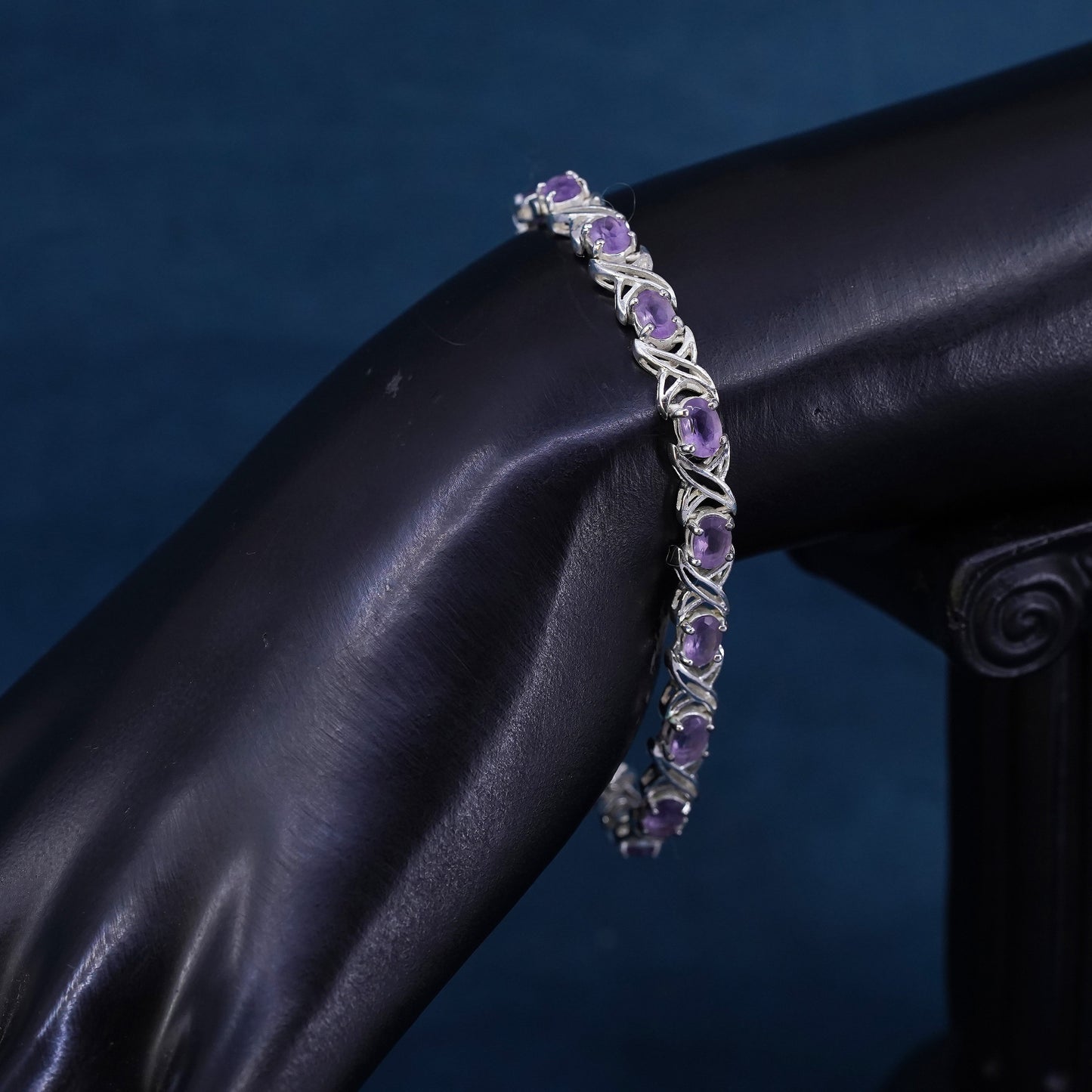 6.75", vintage Sterling 925 silver tennis bracelet with amethyst