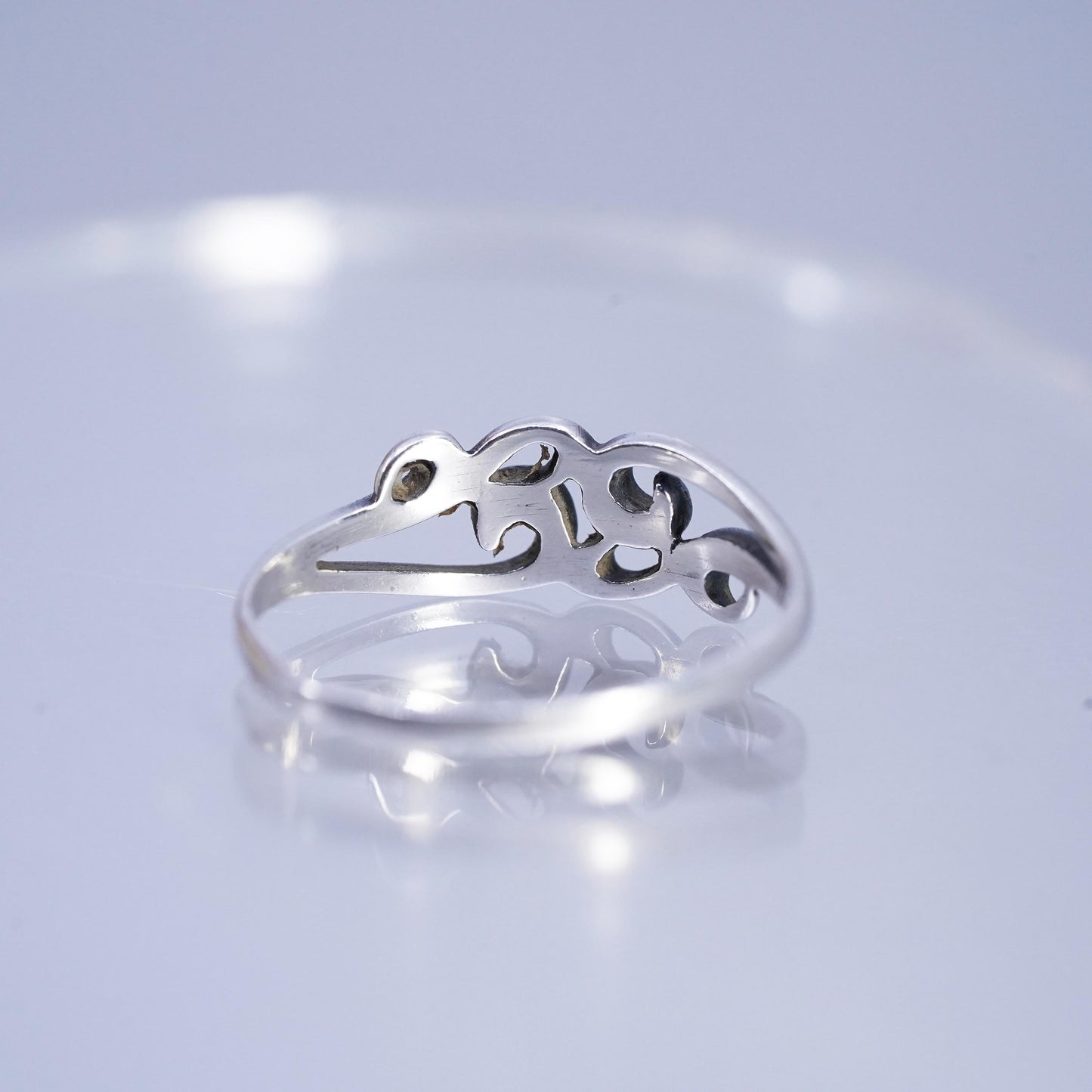 Size 8.5, vintage Sterling 925 silver handmade filigree ring