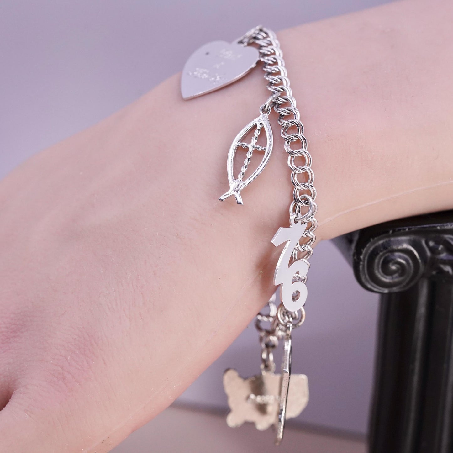 6.75”, vintage Sterling silver bracelet 925 double curb chain fish American map