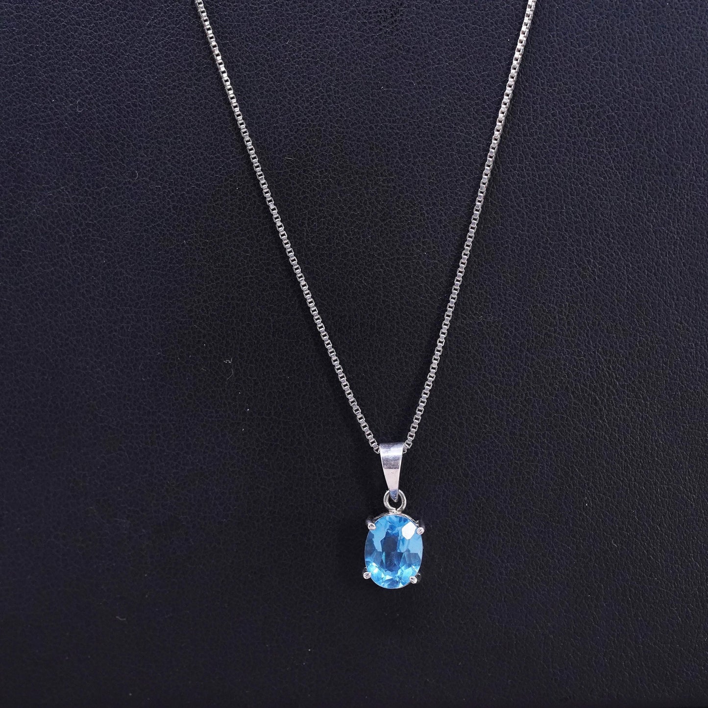24", vintage Sterling silver necklace, 925 box chain with oval topaz pendant