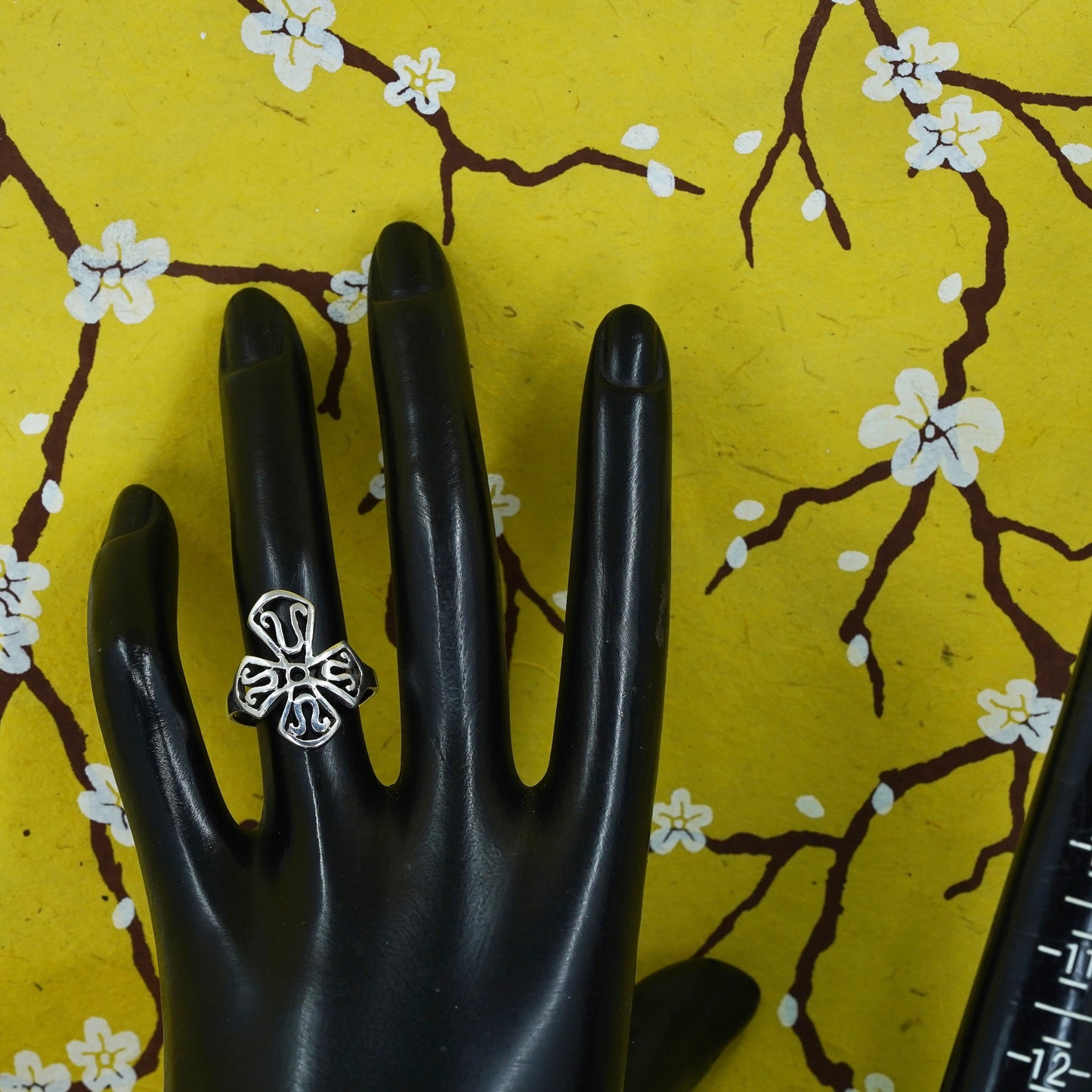 Size 5.75, vintage Sterling silver handmade ring, 925 filigree cross
