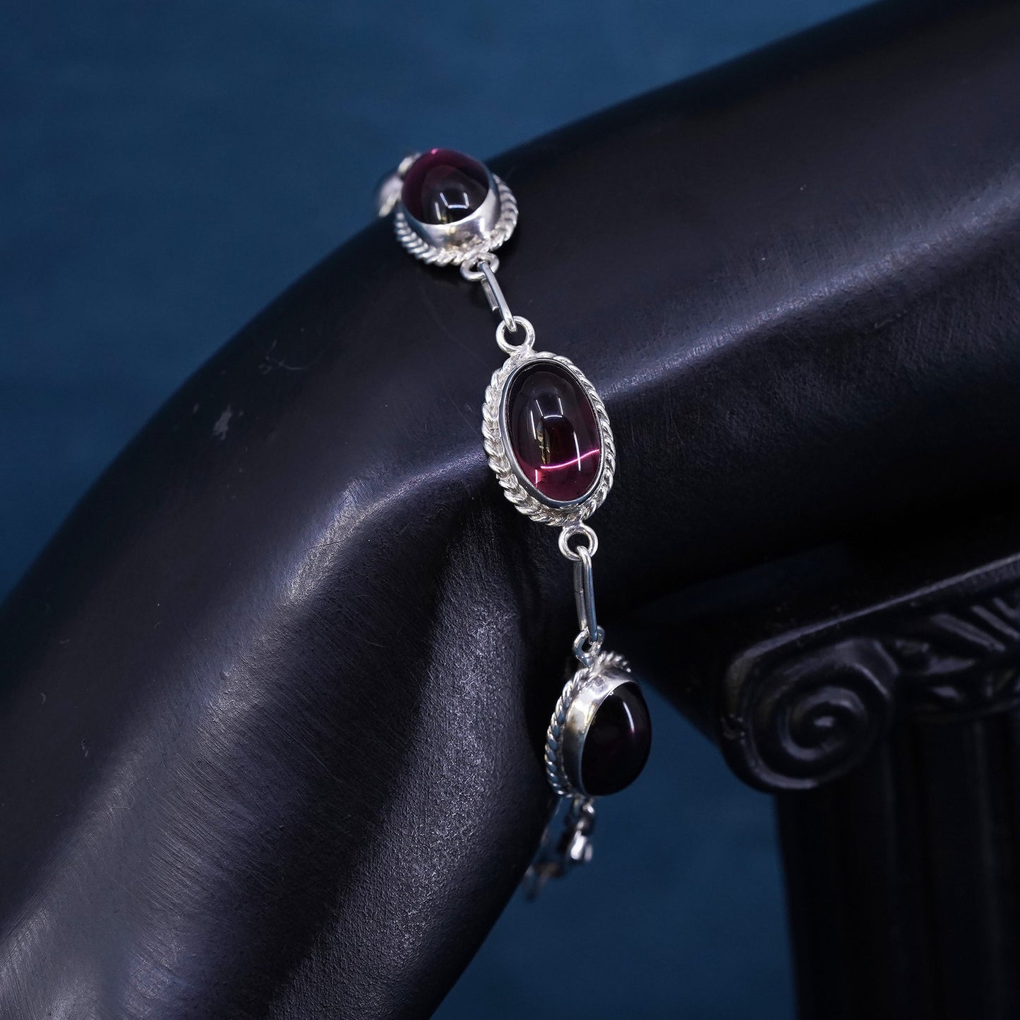 6.75", vintage Sterling 925 silver tennis bracelet with garnet