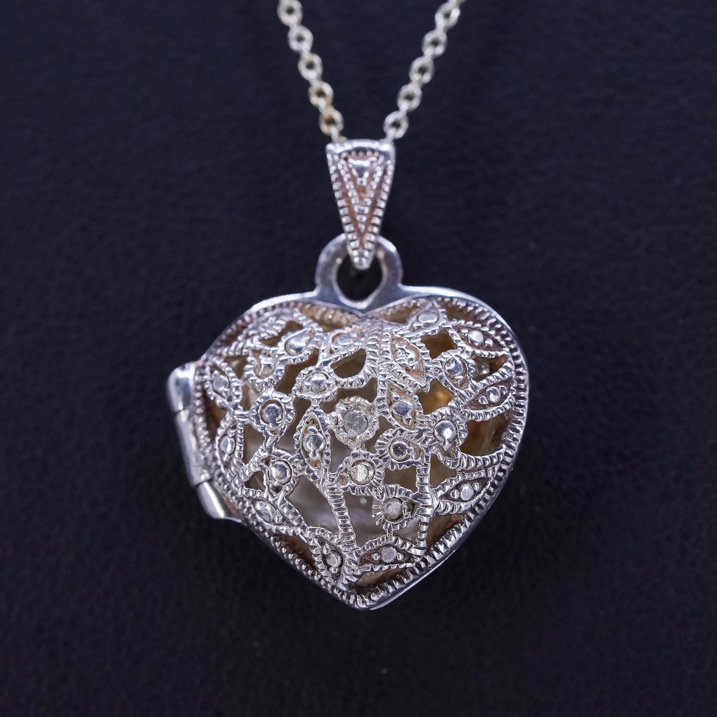 18”, Sterling 925 silver circle chain necklace with heart photo locket pendant