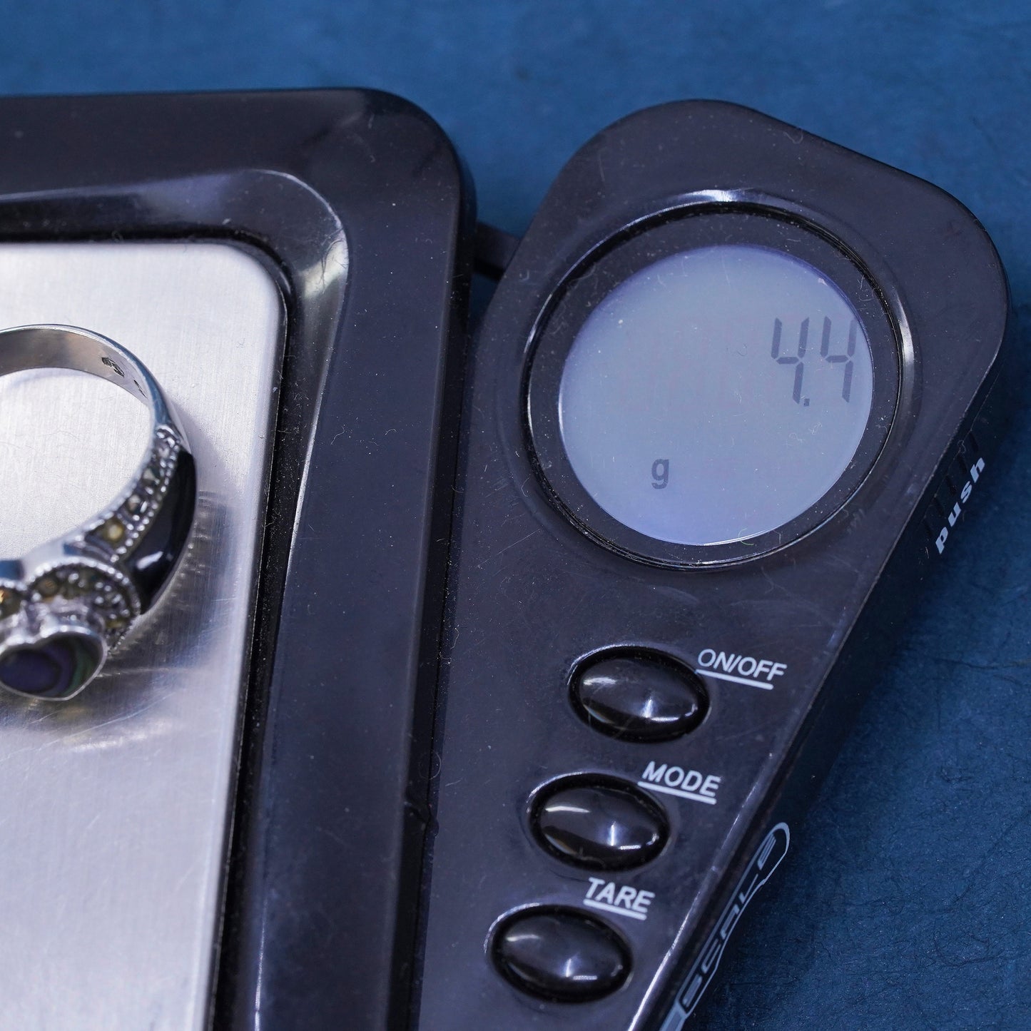 Size 8, Sterling 925 silver ring band with black onyx marcasite abalone heart