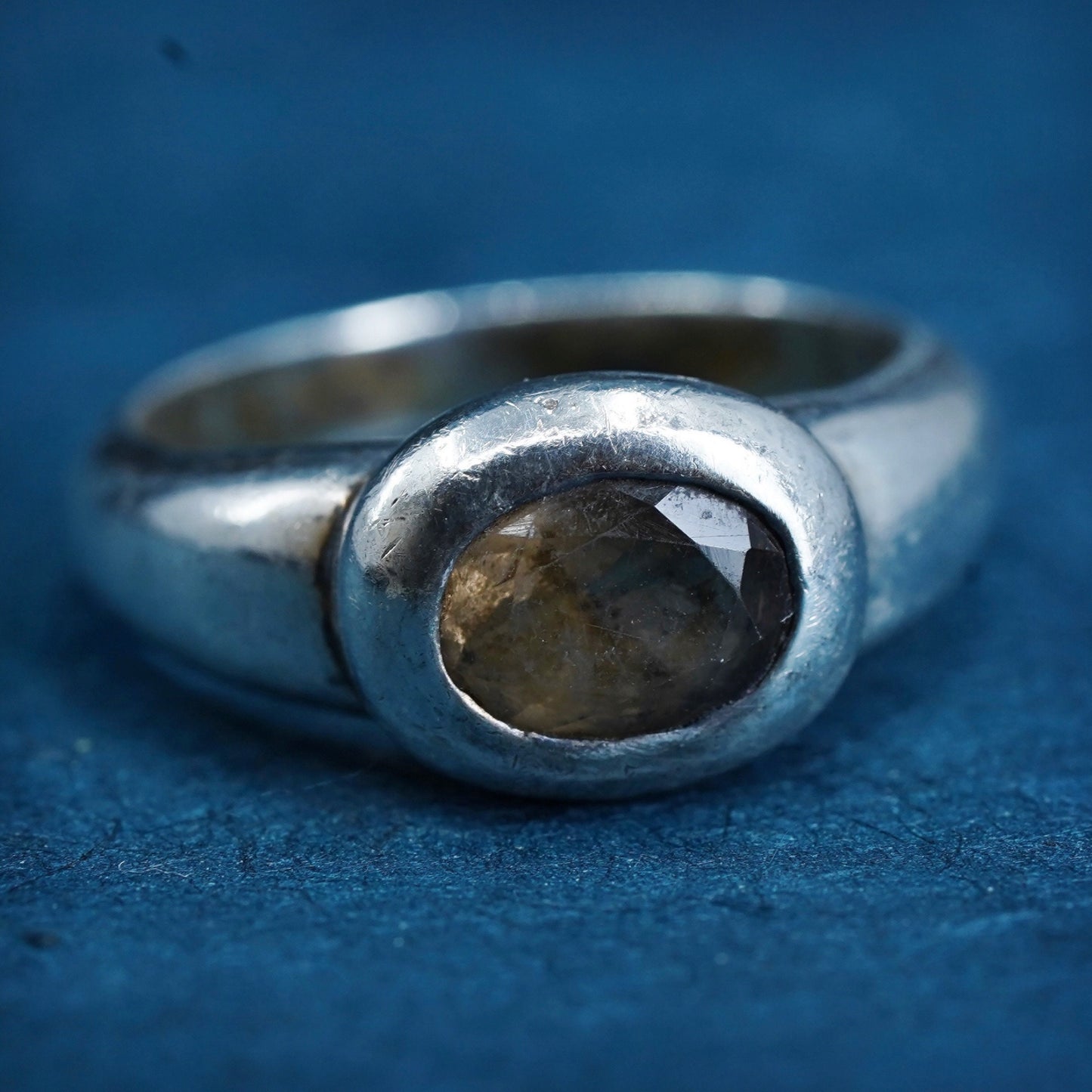 Size 7, vintage sterling 925 silver handmade ring with smoky topaz