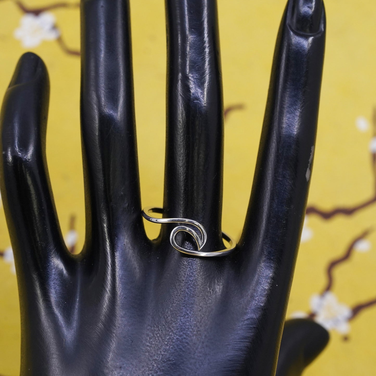 Size 11.5, vintage Sterling silver handmade ring, Modern 925 wavy band