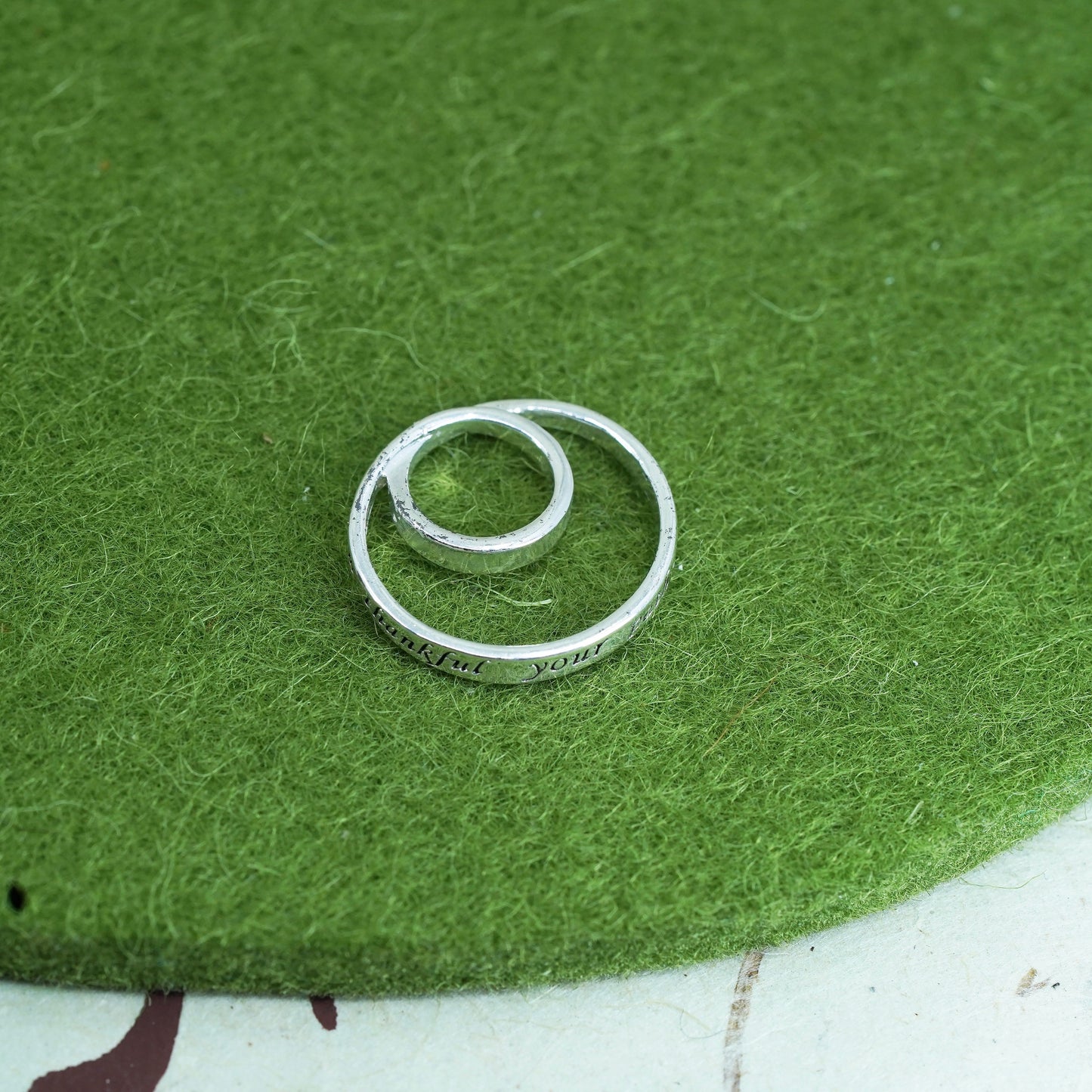 Sterling silver inspirational quote pendant, 925 circle “I’m thankful your path