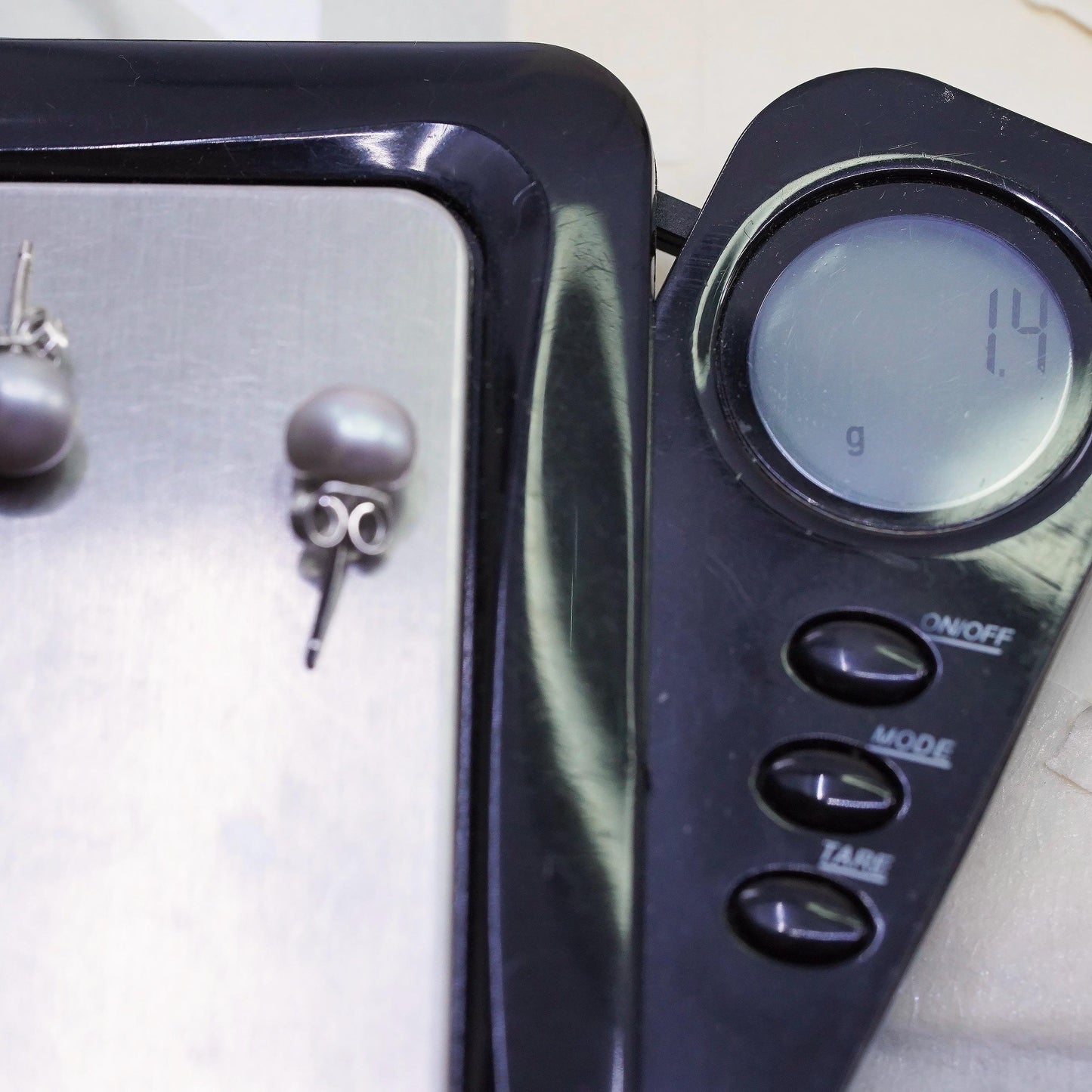 7mm, Vintage sterling silver earrings, 925 studs with gray pearl