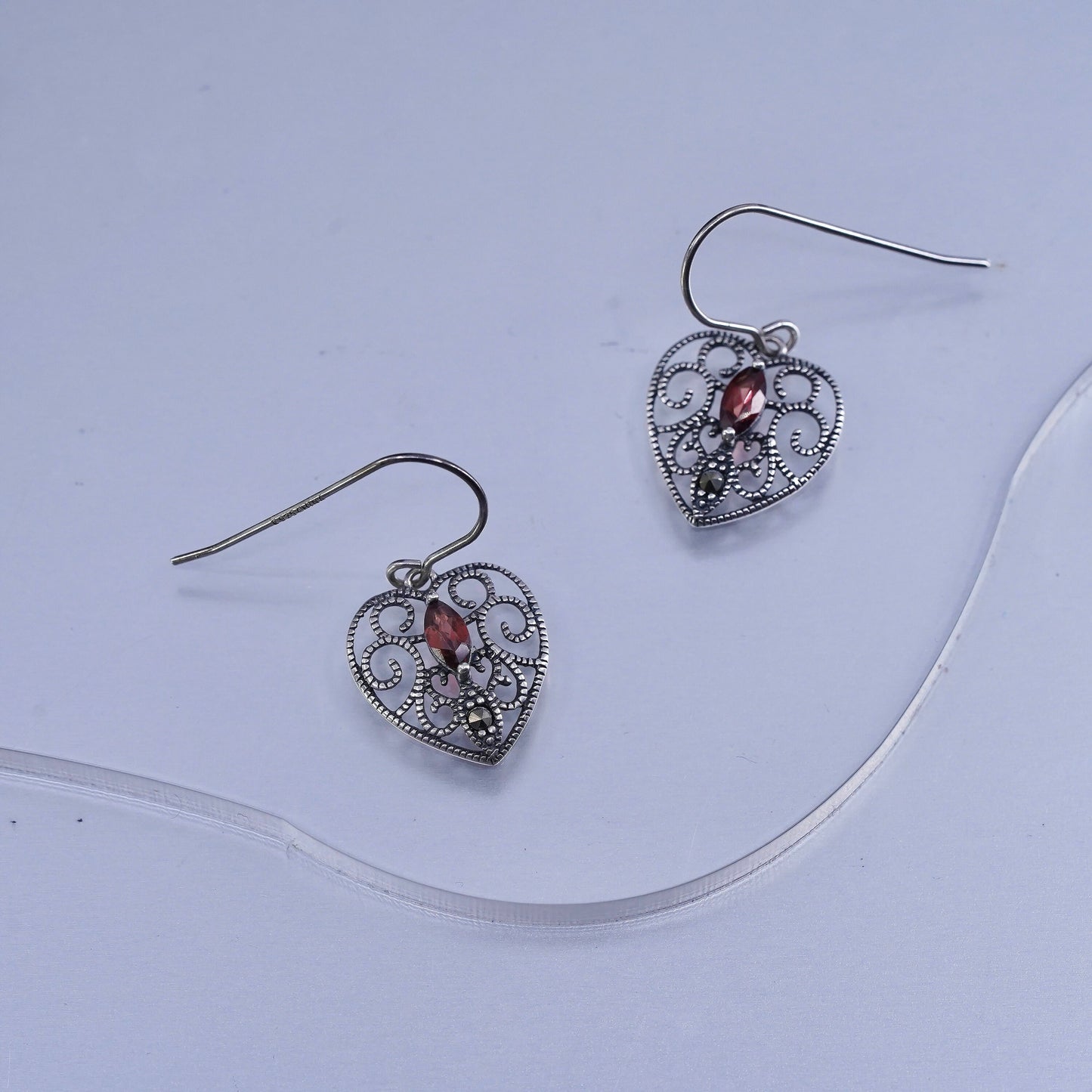 Vintage Sterling 925 silver filigree heart earrings with garnet