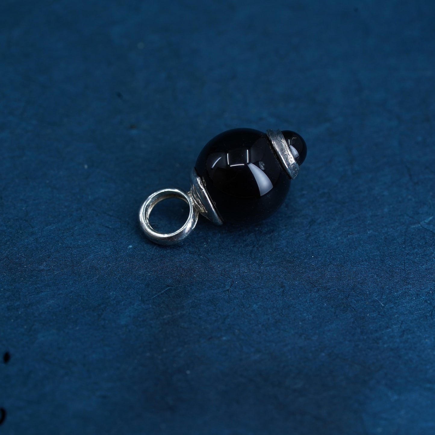 Vintage Sterling silver 925 handmade pendant with onyx bead
