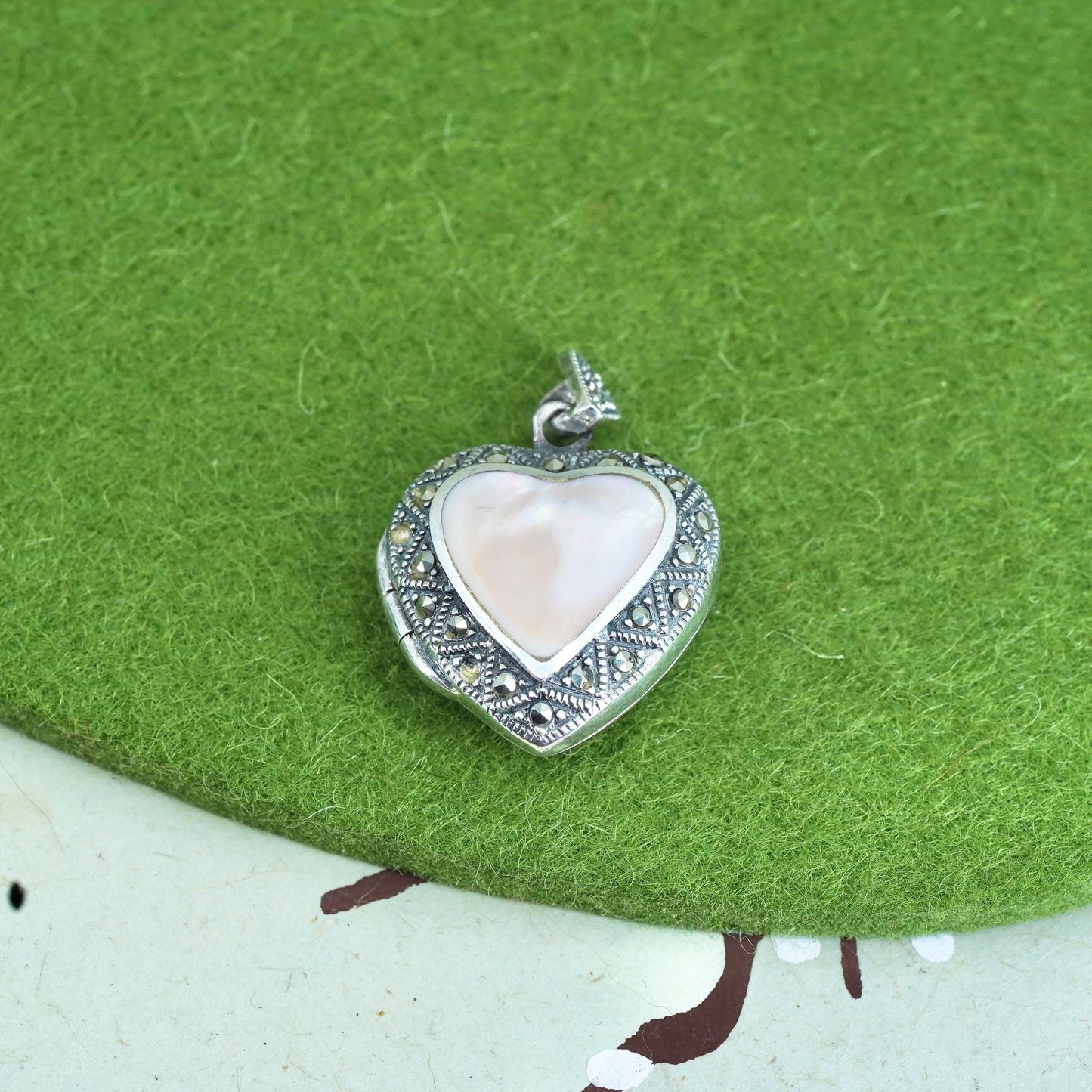Sterling silver pendant, 925 heart locket charm pink mother of pearl Marcasite