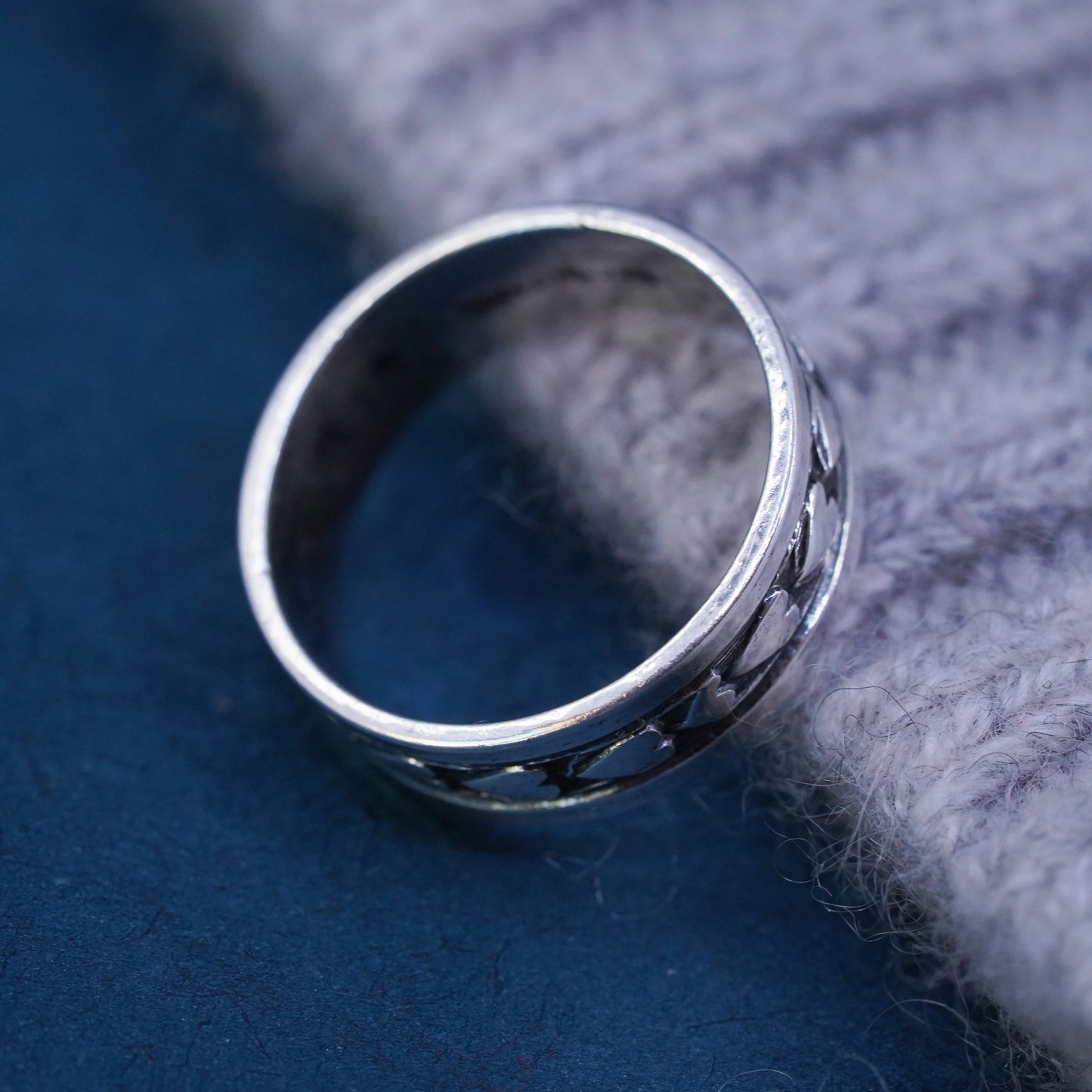 Size 7.5, vintage Mexico sterling silver handmade ring, 925 heart band
