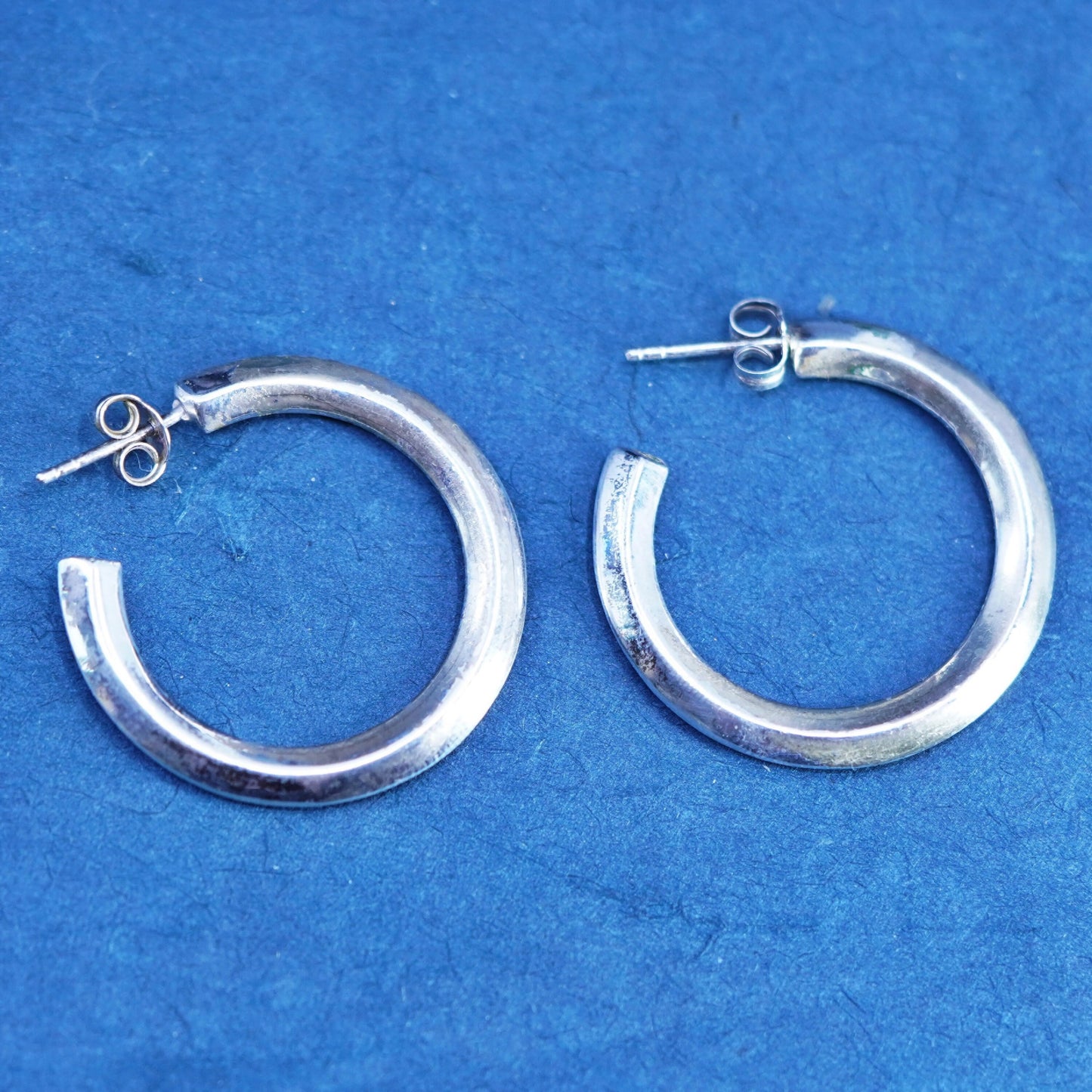 1.25”, vintage Italy Sterling silver handmade textured 925 hoops, ribbed huggie