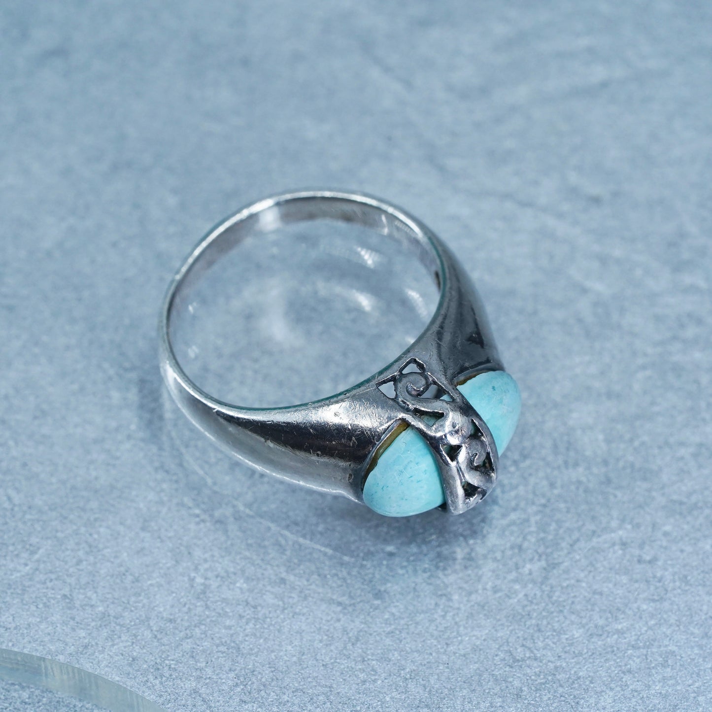 Size 7, southwestern Sterling 925 silver handmade ring with turquoise