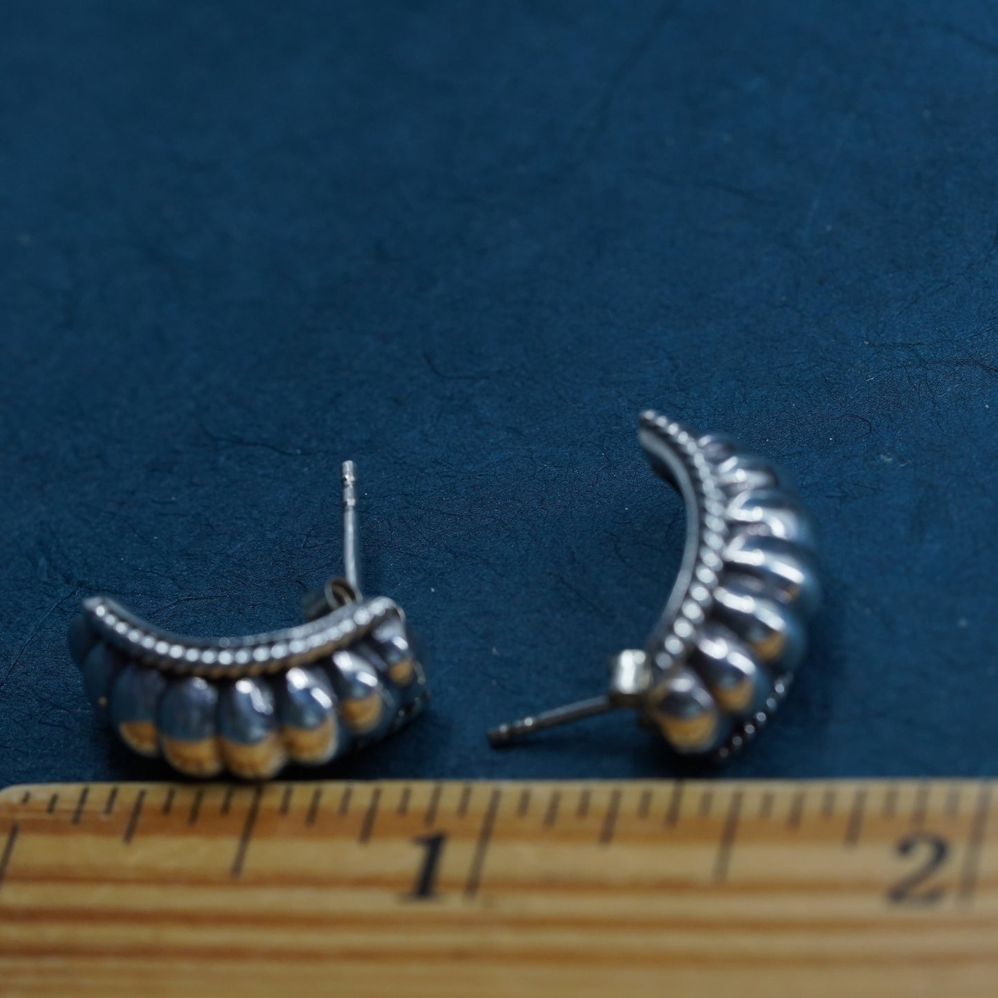 vintage Sterling silver handmade Ribbed earrings, modern 925 studs