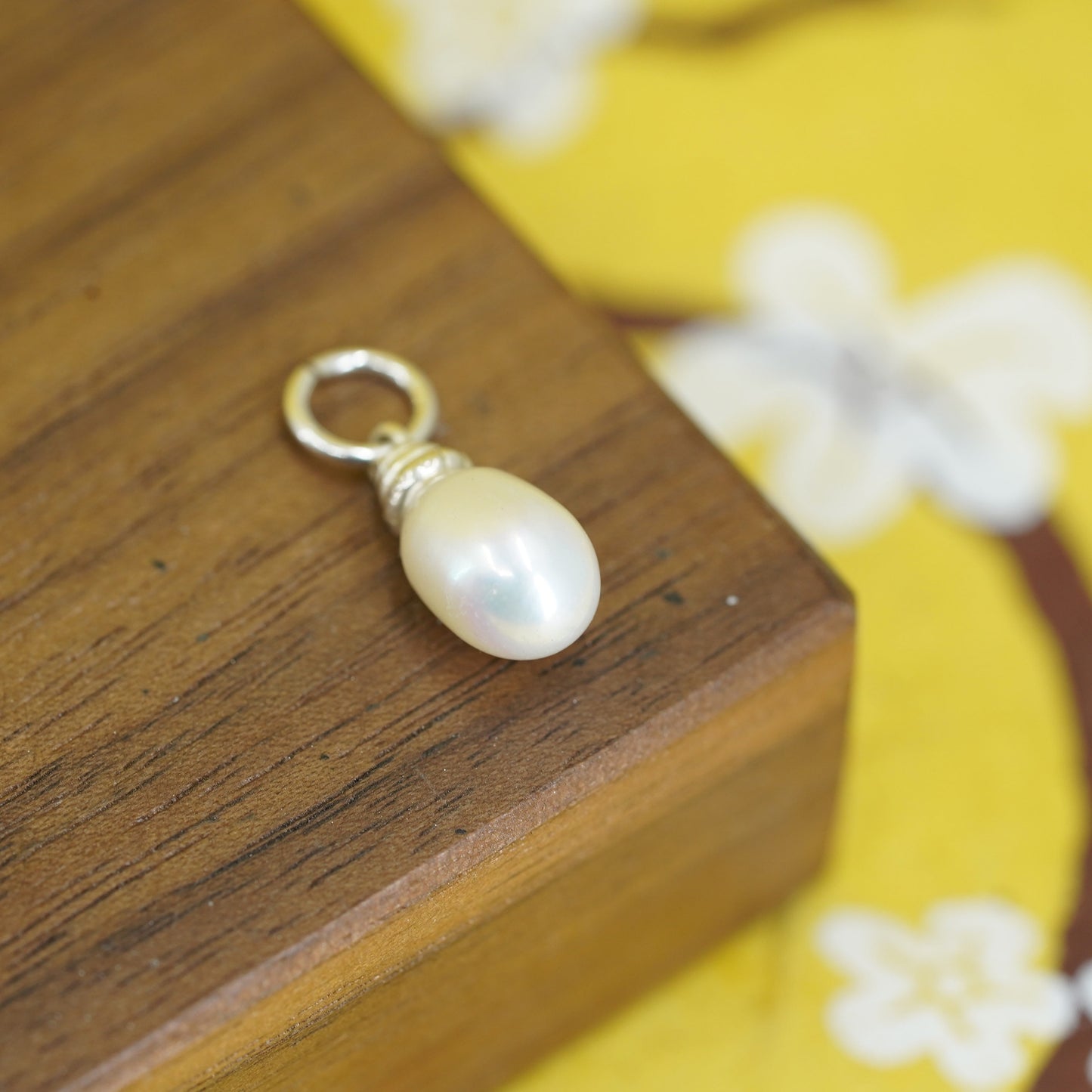 Vintage southwestern Sterling silver 925 handmade charm with pearl