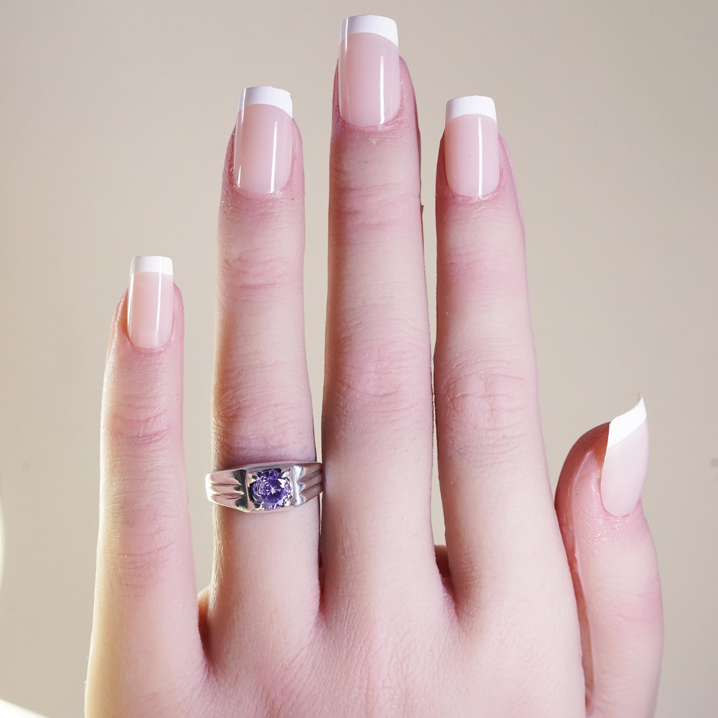 Size 6.5, Vintage Mexican sterling 925 silver handmade ring with amethyst, ring