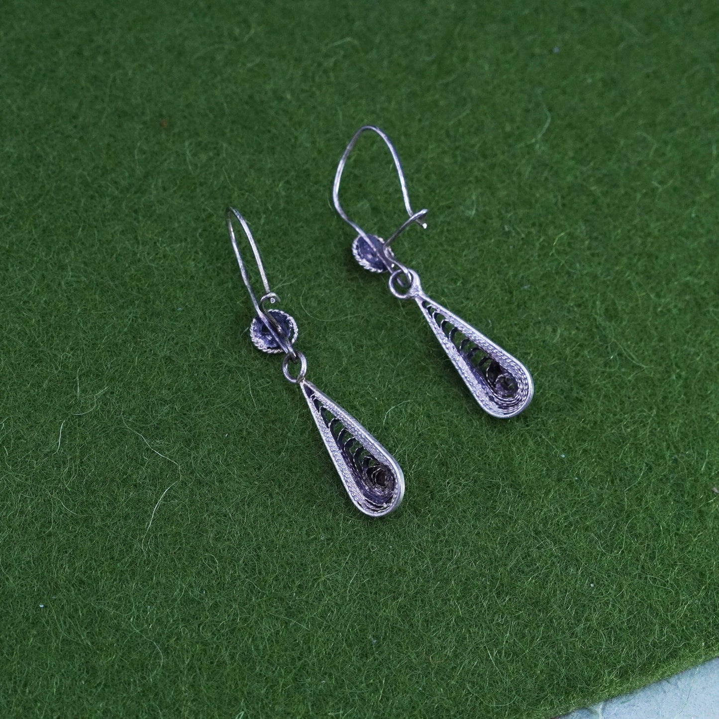 Vintage sterling silver handmade earrings, 925 filigree teardrop