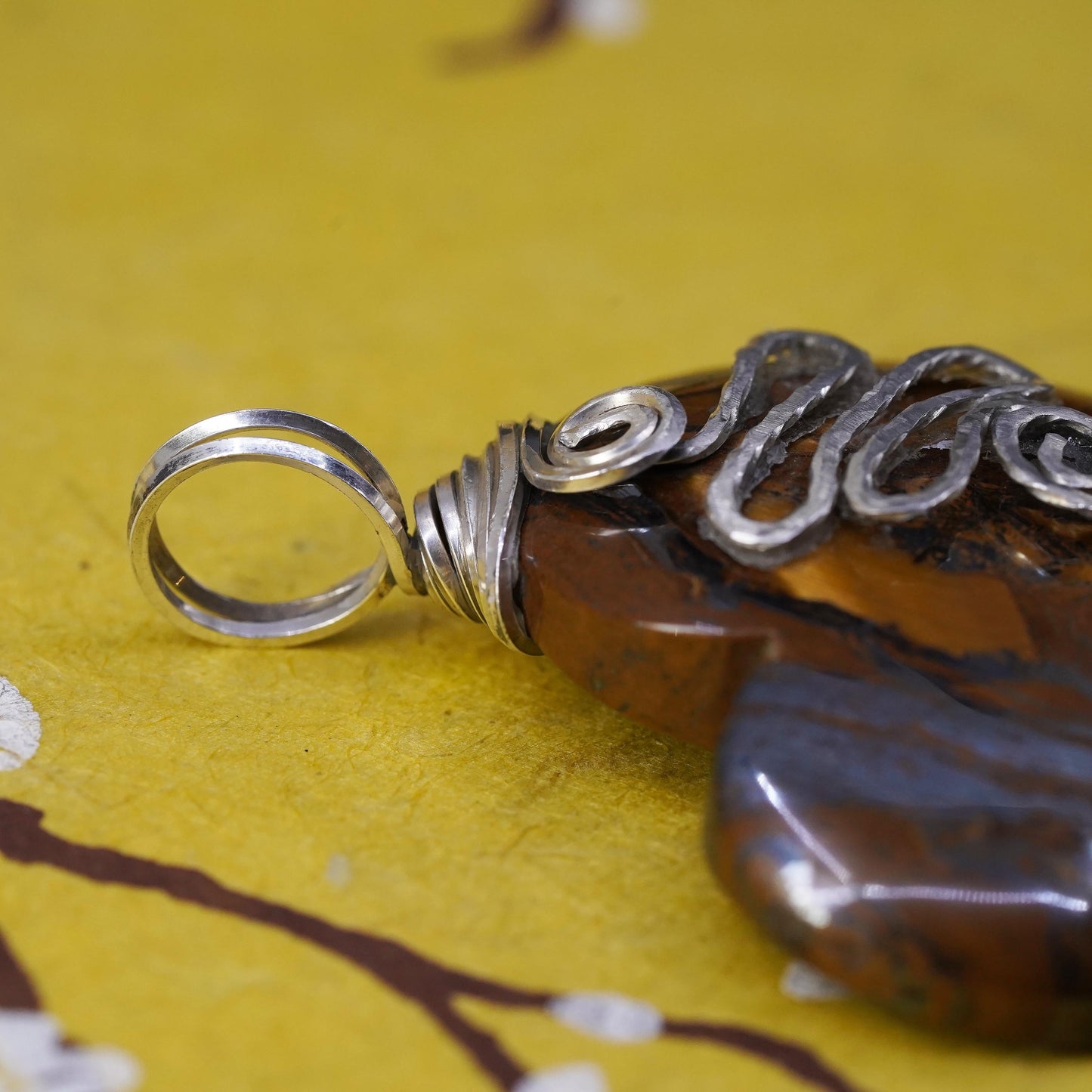 Vintage Sterling 925 silver handmade wired heart pendant with golden tiger eye