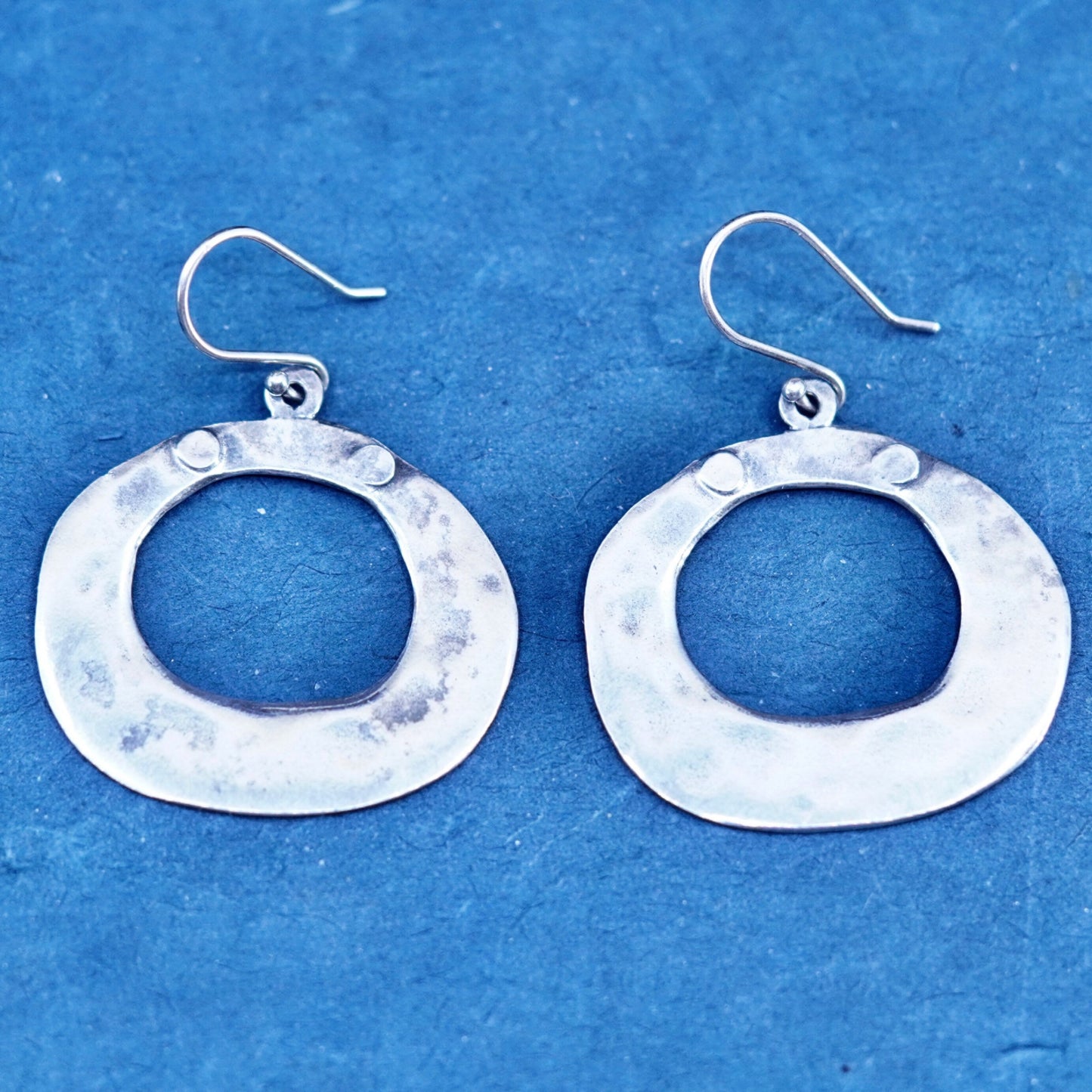 Silpada 925 Sterling Silver Hammered Circular Dangle Earrings W1848 Oval Shiny