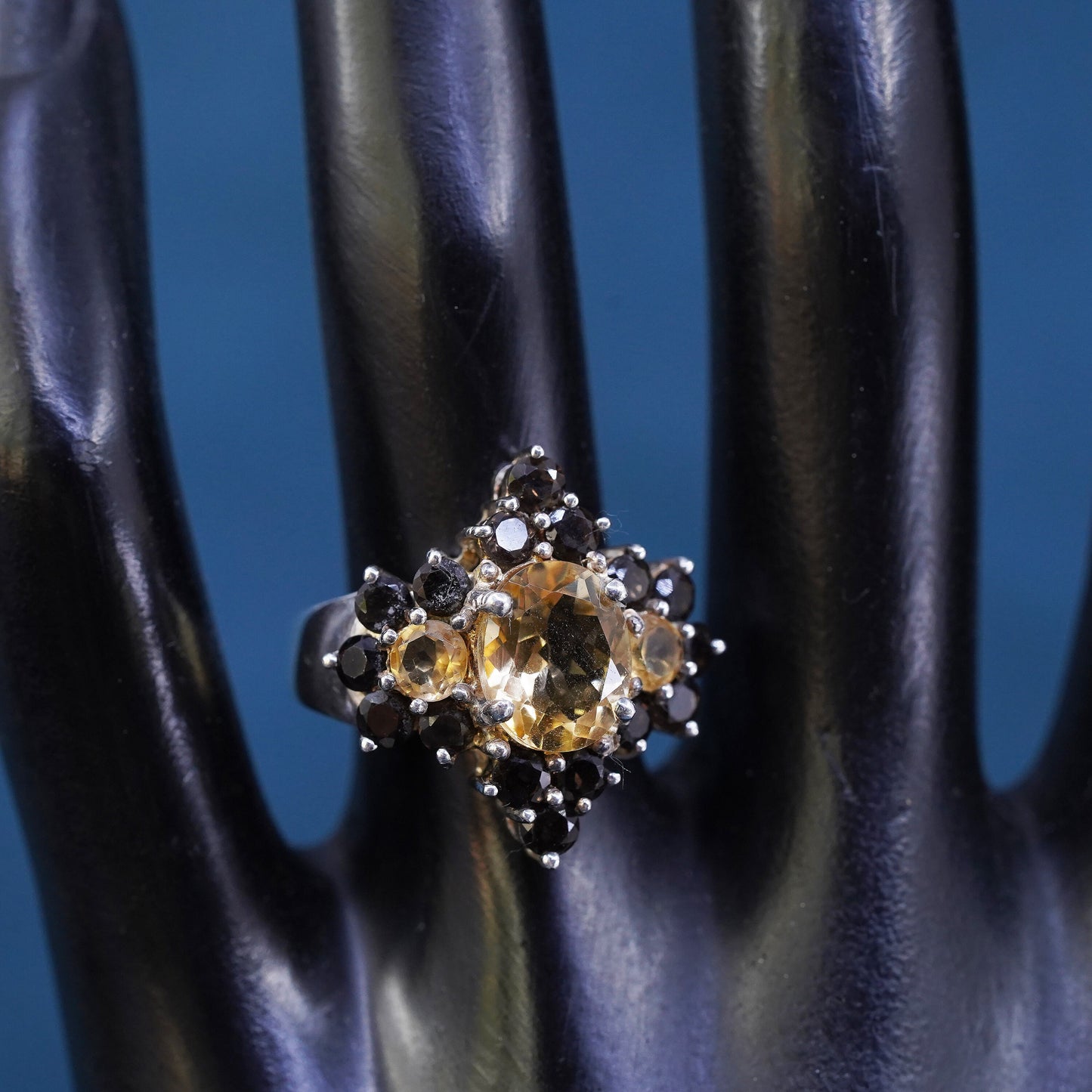 Size 7, Vtg Sterling silver handmade ring, 925 band with garnet citrine