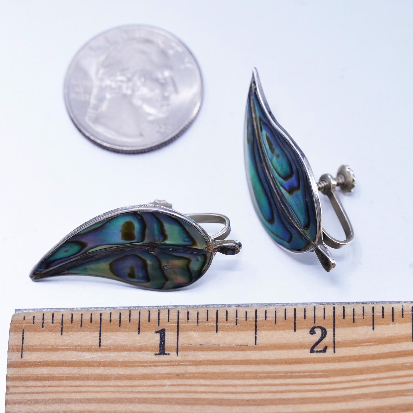 VTG Mexican ECC Sterling 925 silver handmade earrings, leaf screw back abalone