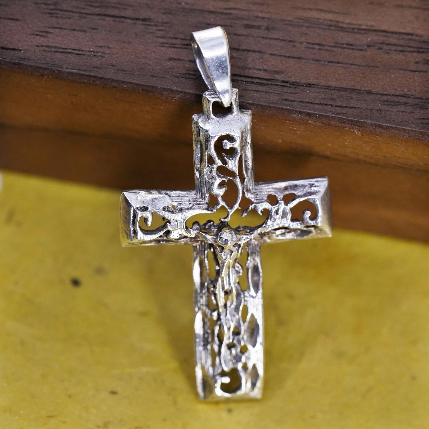 Vintage Sterling silver handmade pendant, 925 filigree cross