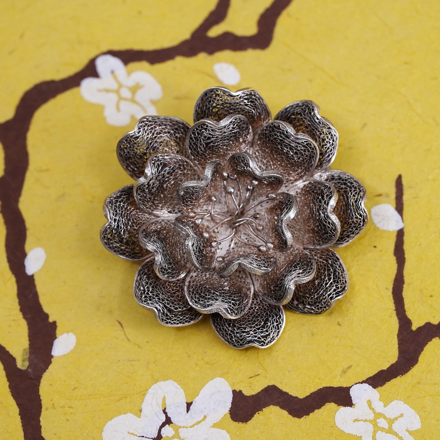 Vintage handmade sterling 925 silver filigree flower brooch