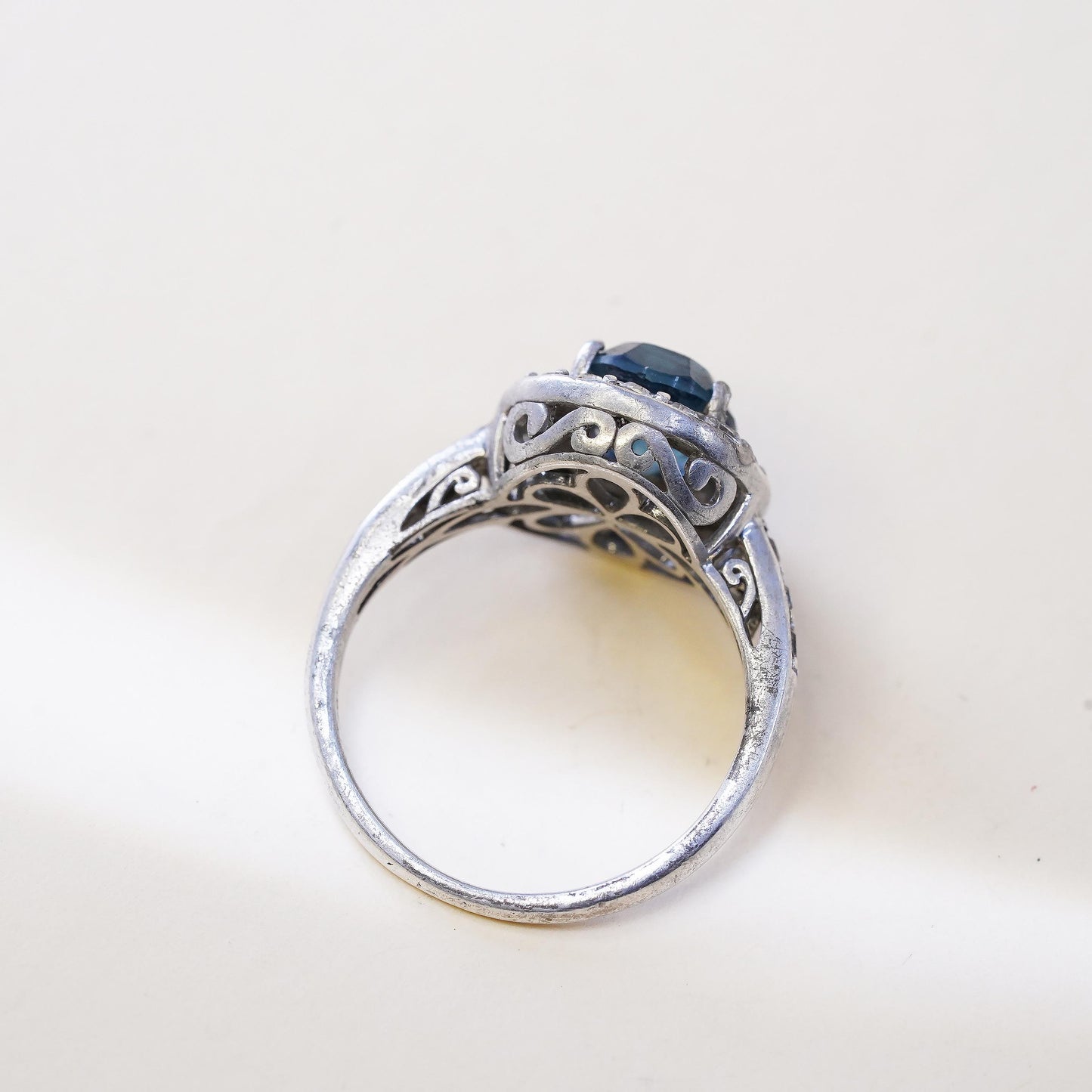 Size 8, vintage sterling 925 silver filigree statement ring with oval topaz cz