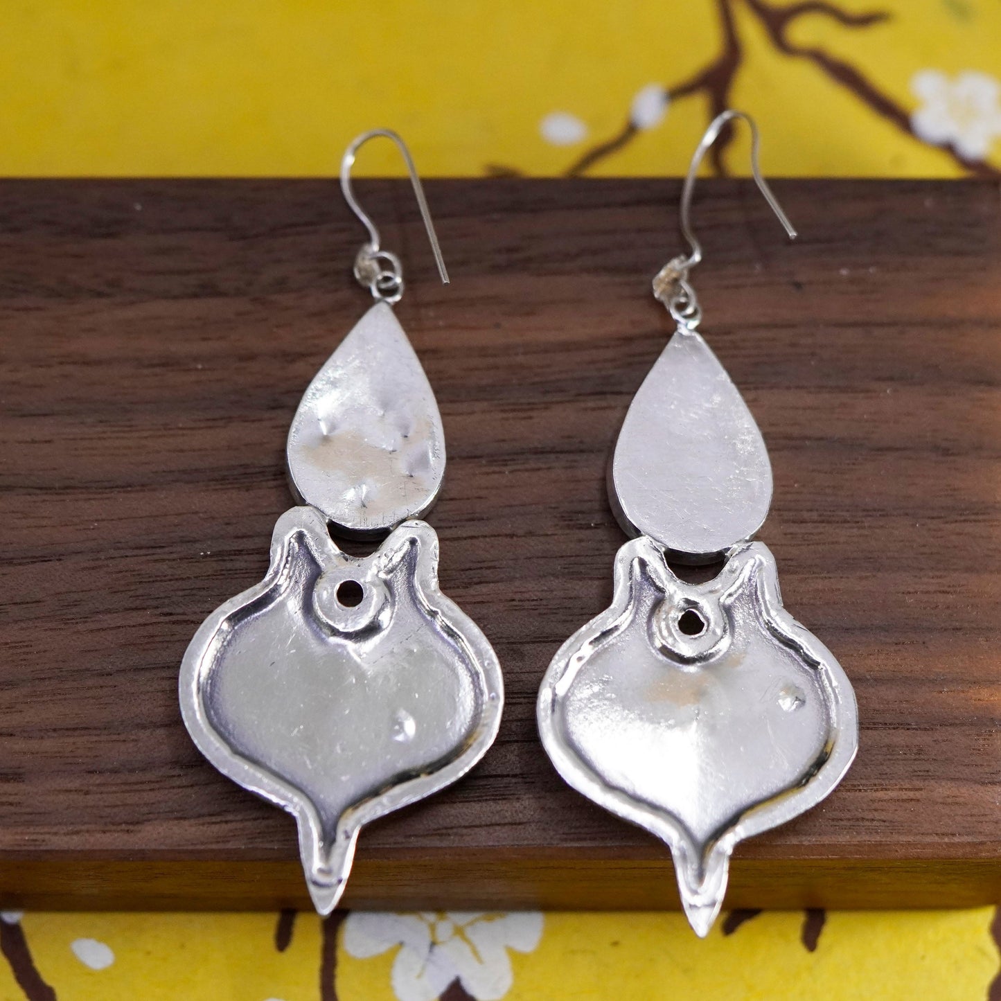 Vintage handmade sterling 925 silver earrings with teardrop lapis lazuli garnet