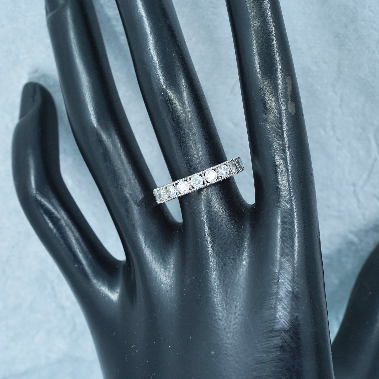 Size 7.25, vintage southwestern Sterling 925 silver wedding ring, Cz band