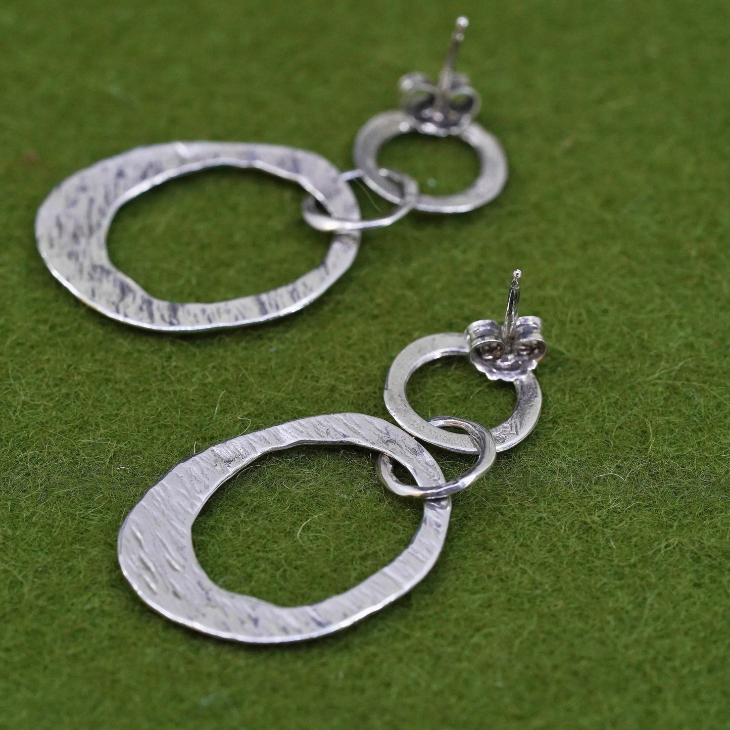 Retired Silpada Sterling 925 Silver Hammered entwined circle Earrings