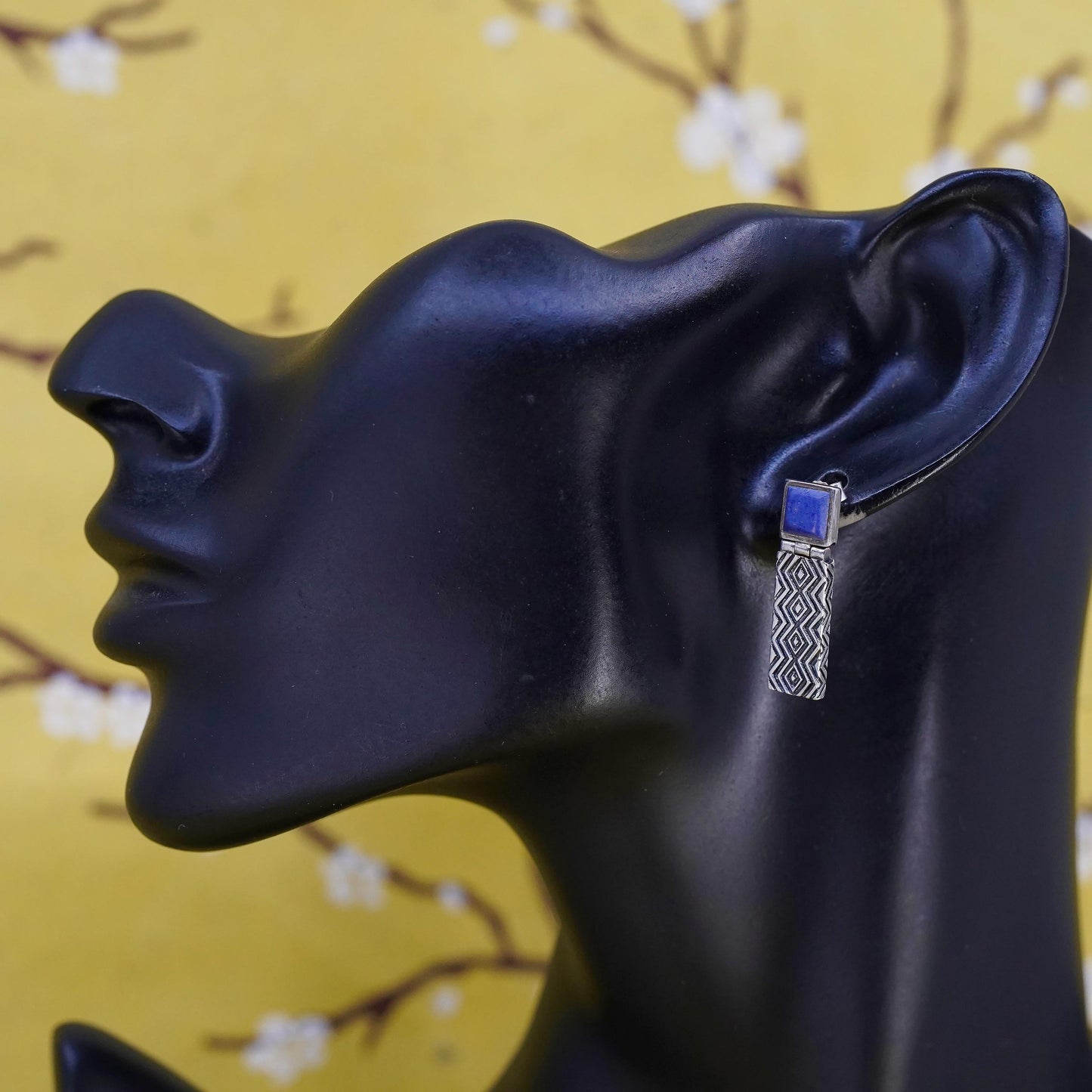 Designer sterling 925 silver textured rugtangular earrings lapis lazuli square