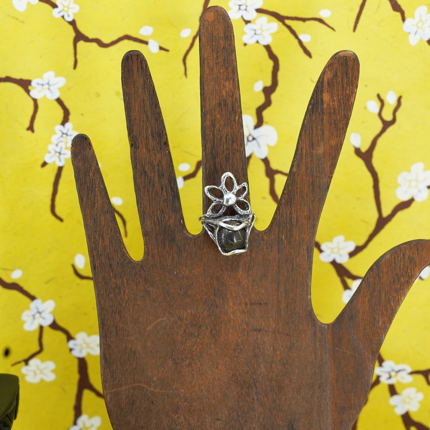 Size 7, vintage Sterling silver handmade ring, 925 flower with jasper