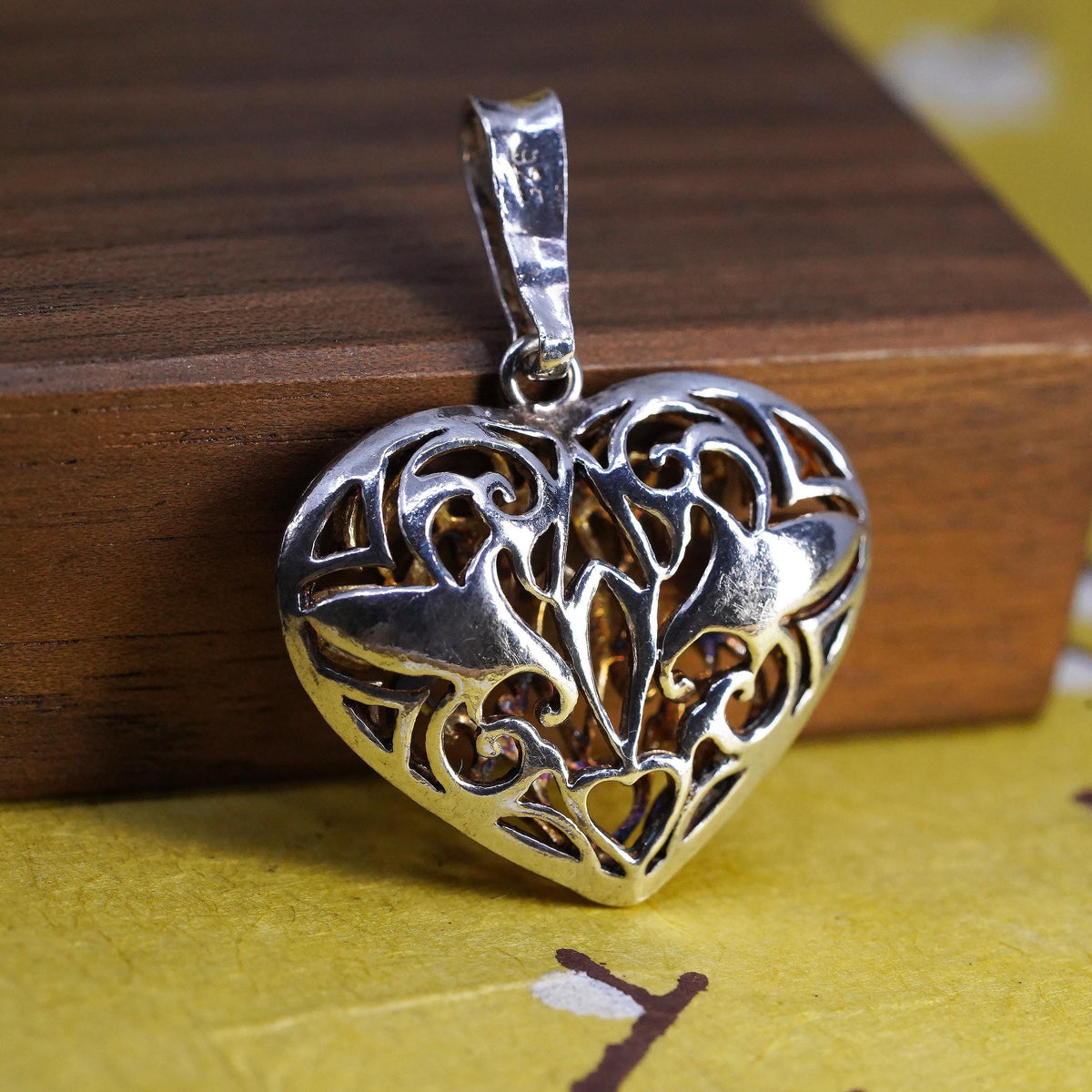 925 Sterling Silver Puffy Heart Double Sided Openwork Filigree Scroll Pendant