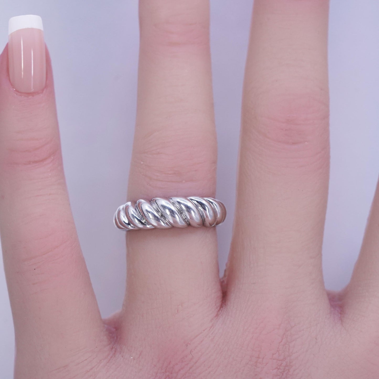 Size 6, vintage Sterling 925 silver handmade ring, modern ribbed band
