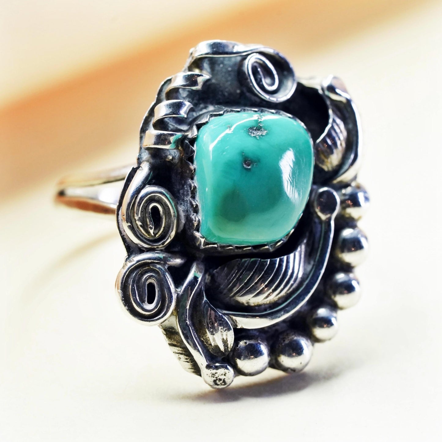 Size 8, Native American Les Hill sterling 925 silver ring turquoise feather