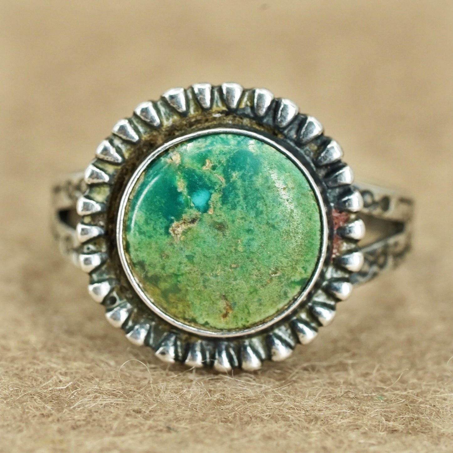 Size 6, vintage southwestern Sterling 925 silver handmade ring with turquoise