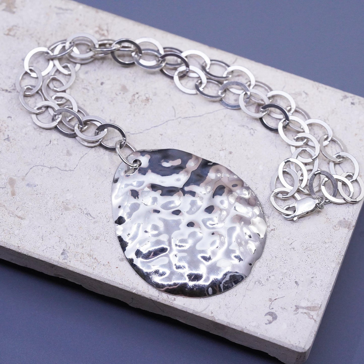 18", VTG sterling silver 925 necklace, textured teardrop pendant circle chain