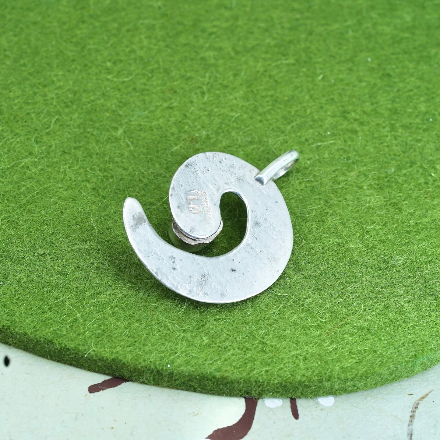 Native American Lowell Draper sterling 925 silver handmade spiral pendant onyx
