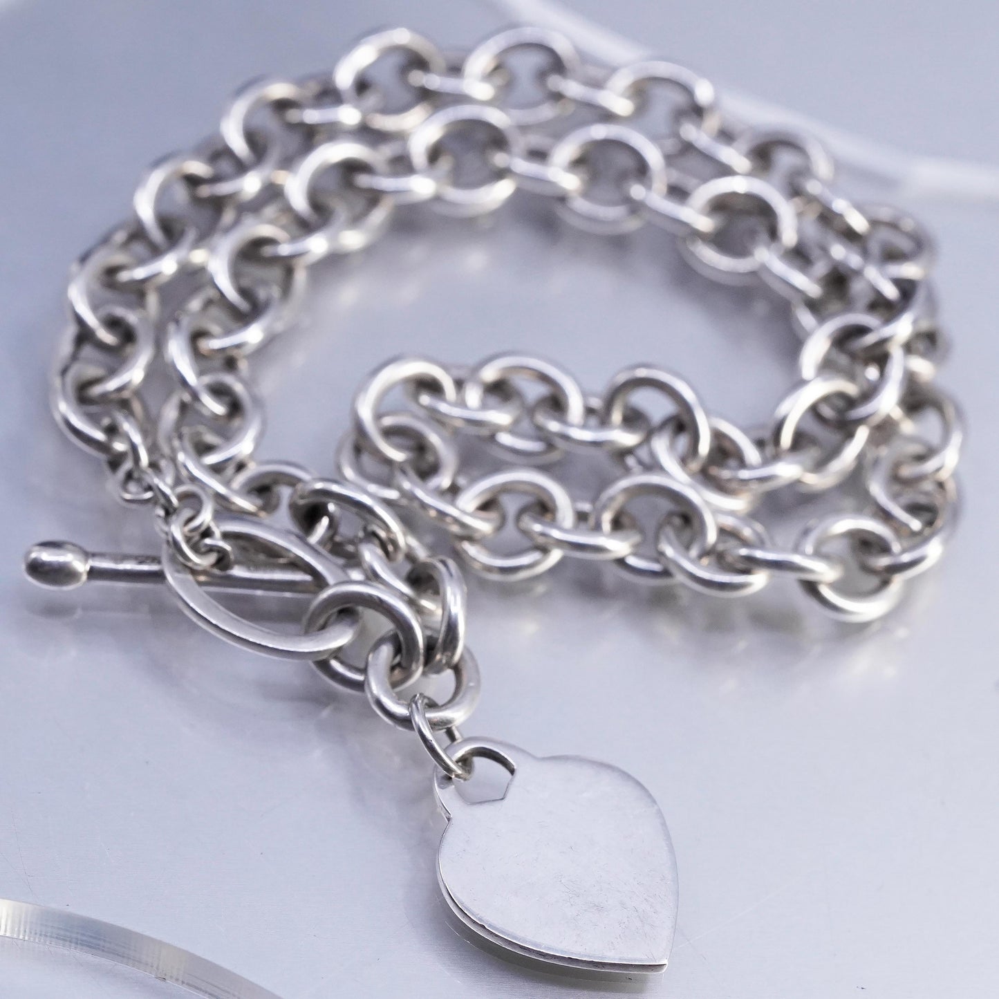 17" Thailand IBB Sterling 925 silver circle necklace heart charm toggle closure