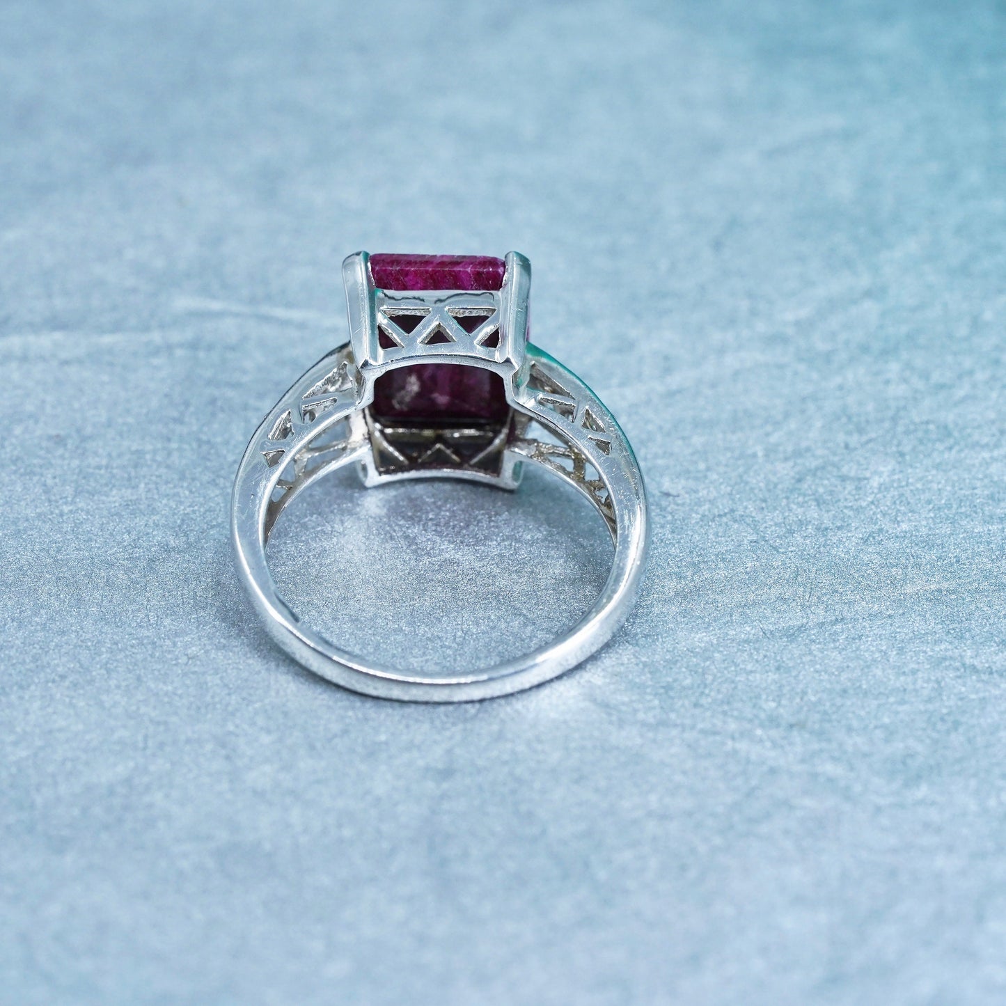 Size 9, vintage Sterling 925 silver ring with ruby and cz
