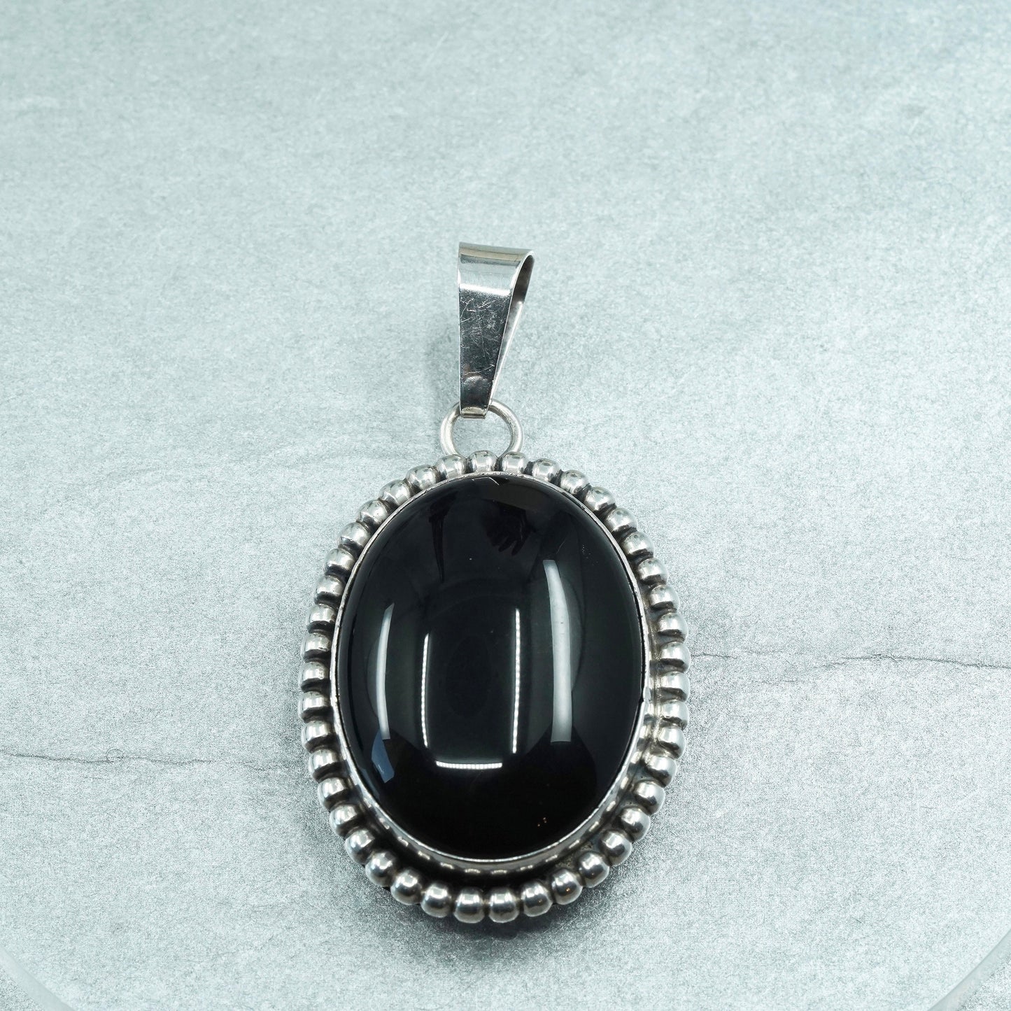 Native American Daniel Mike sterling 925 silver oval pendant with onyx beads