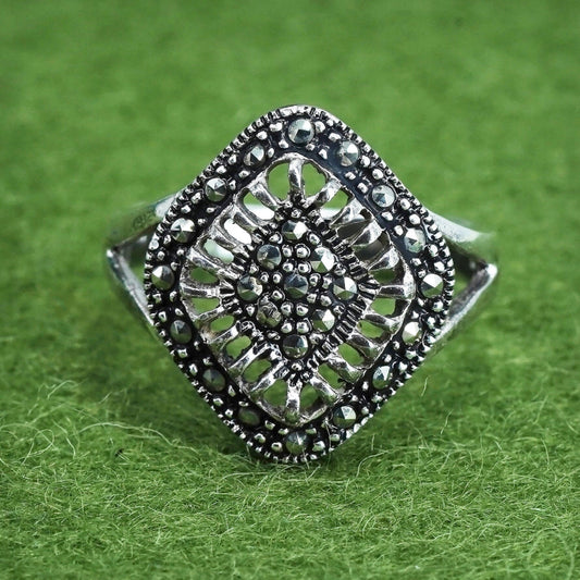 Size 7, Vintage Sterling 925 silver handmade filigree ring with marcasite