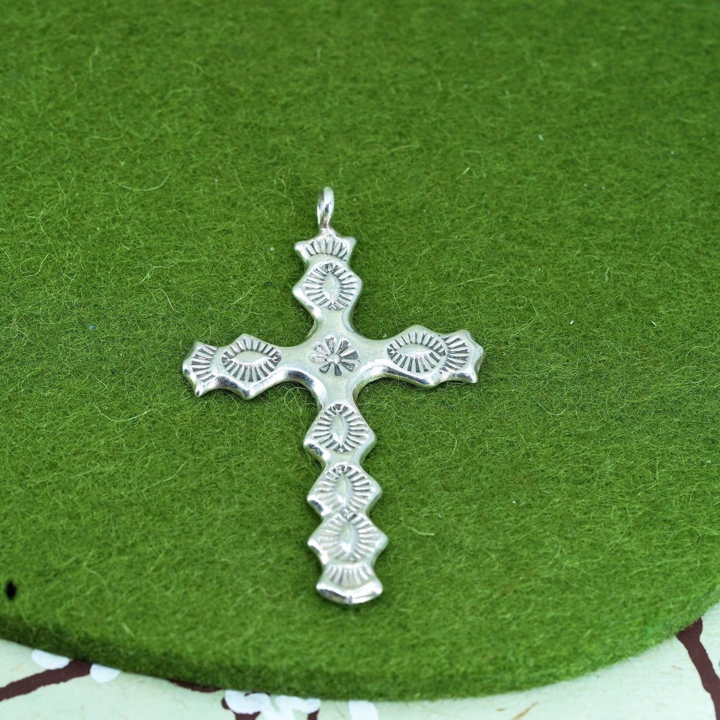 Vintage Native American Navajo sterling silver handmade pendant, 925 cross