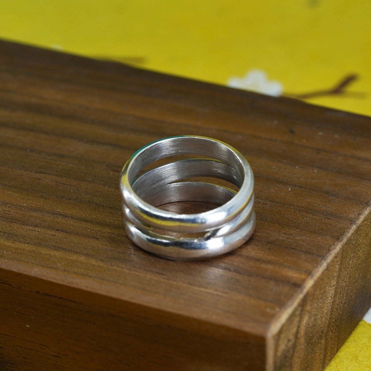 size 6.5, vintage Mexican Sterling silver handmade ring, 925 wide ribbed band